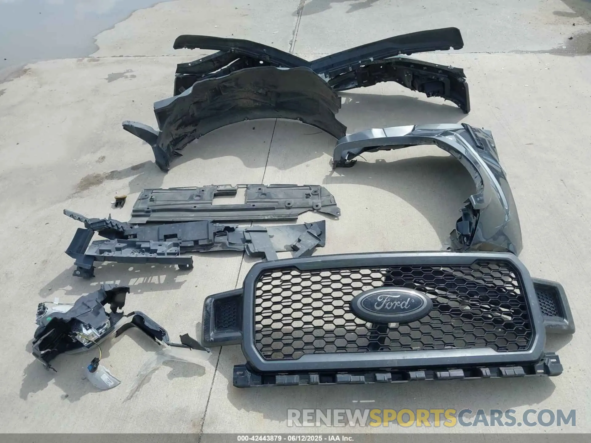 12 Photograph of a damaged car 1FTEW1C59LFA13509 FORD F-150 2020