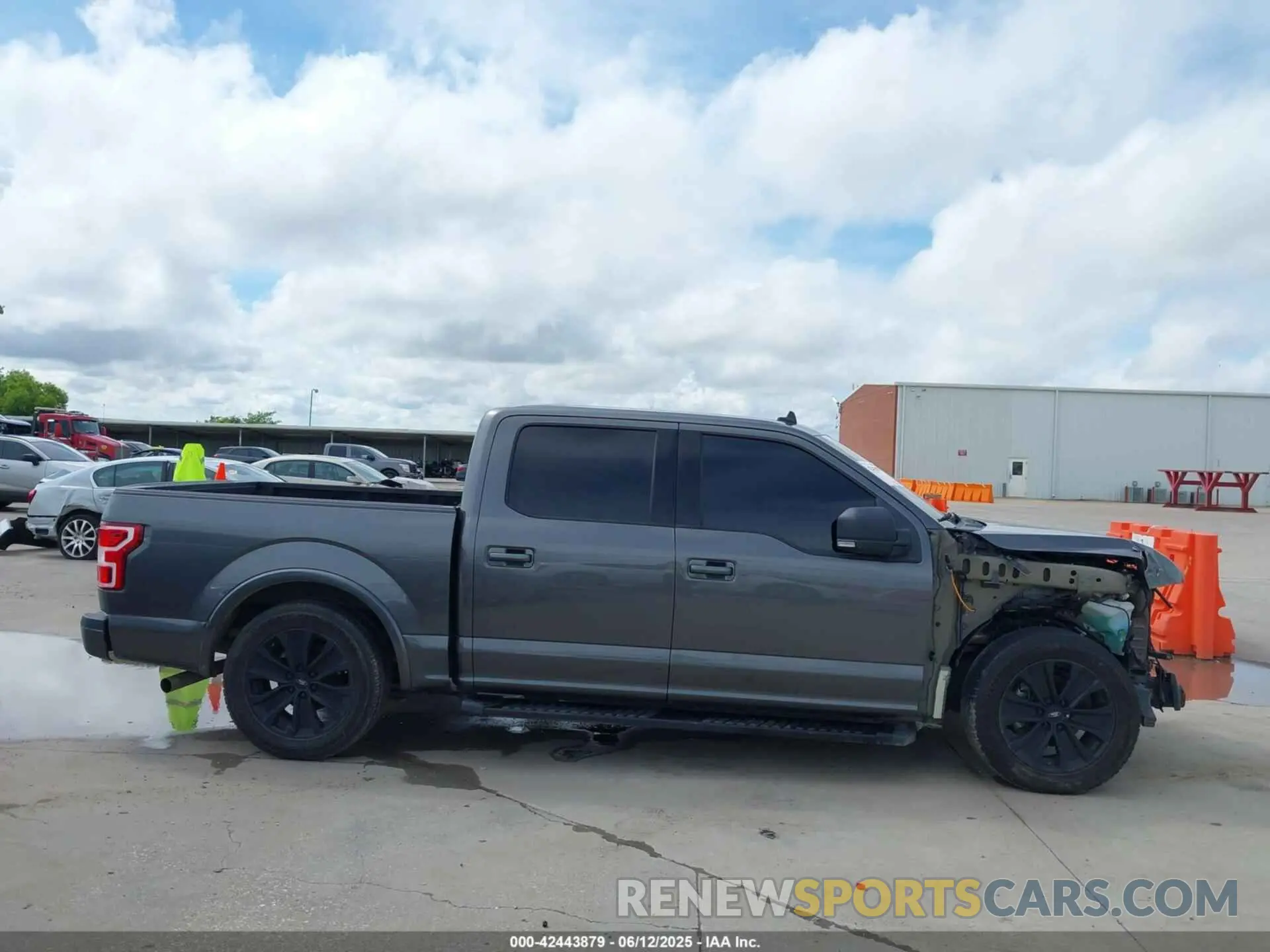 14 Photograph of a damaged car 1FTEW1C59LFA13509 FORD F-150 2020