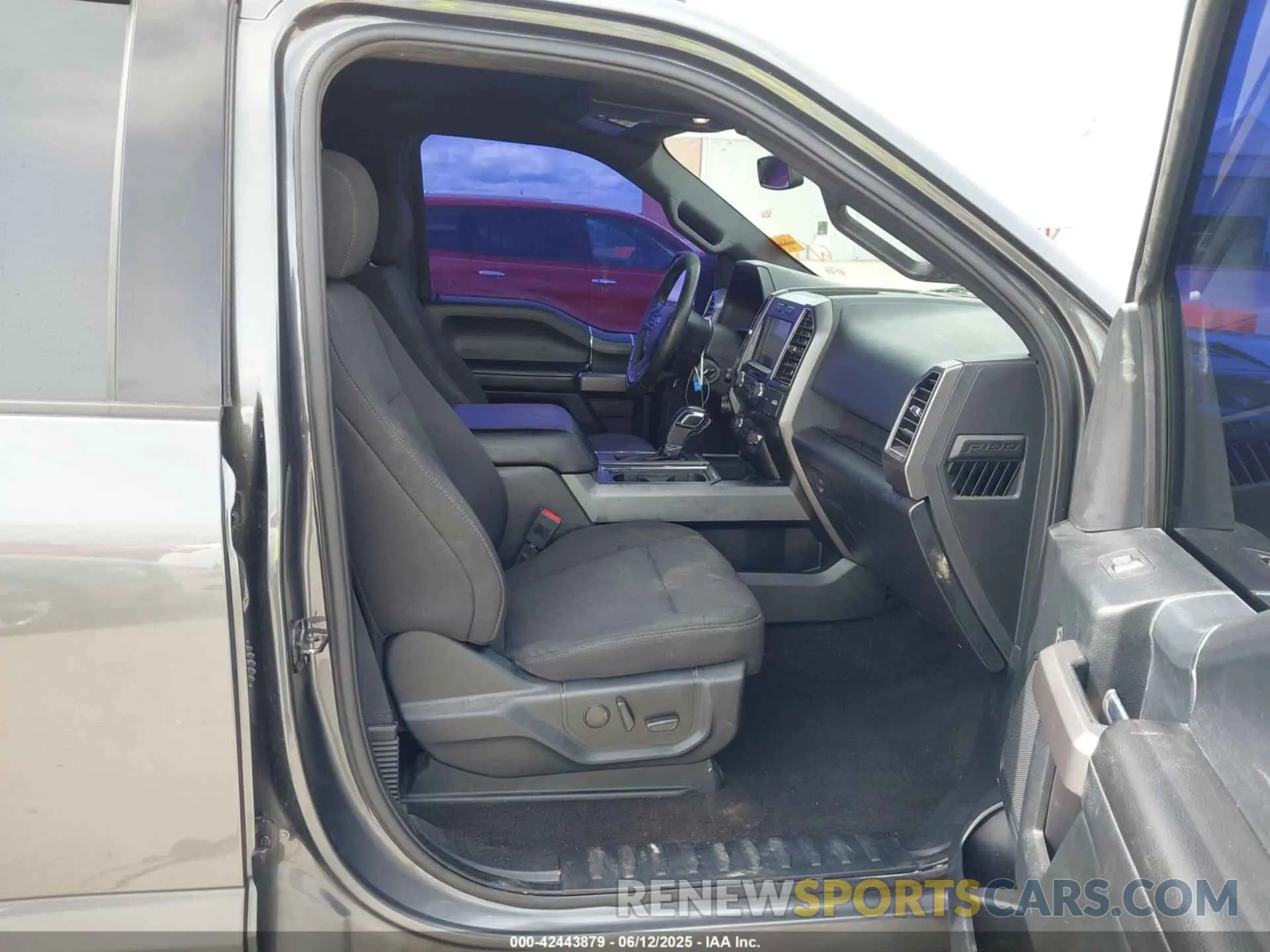 5 Photograph of a damaged car 1FTEW1C59LFA13509 FORD F-150 2020