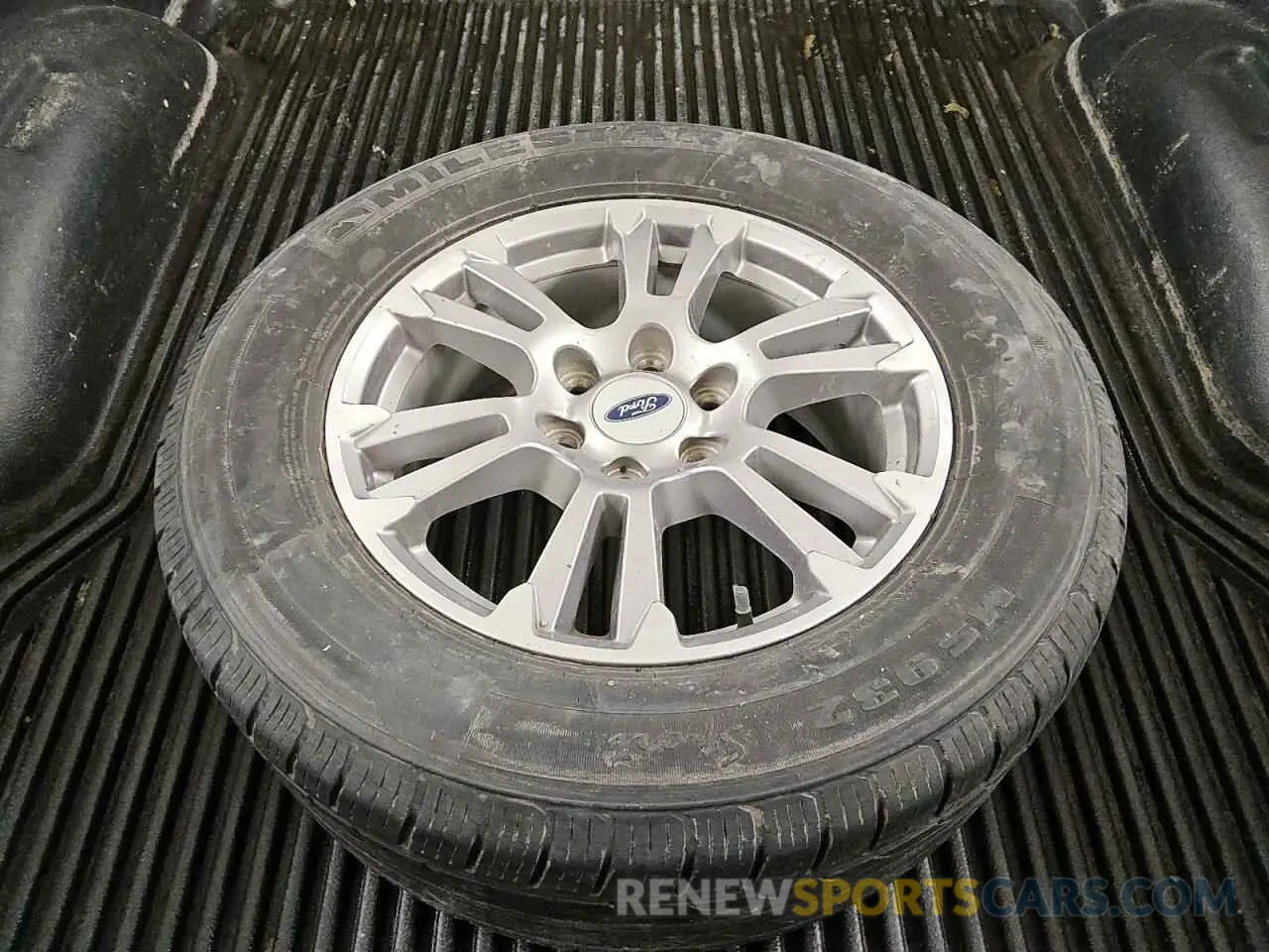 12 Photograph of a damaged car 1FTEW1C5XLKD25961 FORD F-150 2020
