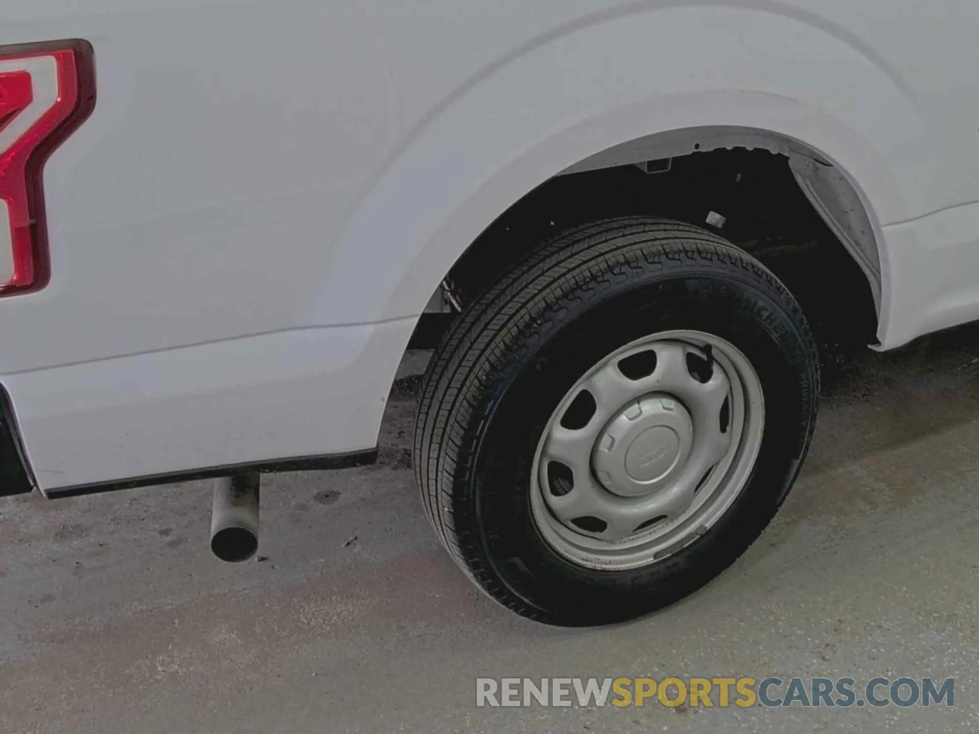 19 Photograph of a damaged car 1FTEW1C5XLKE90277 FORD F-150 2020