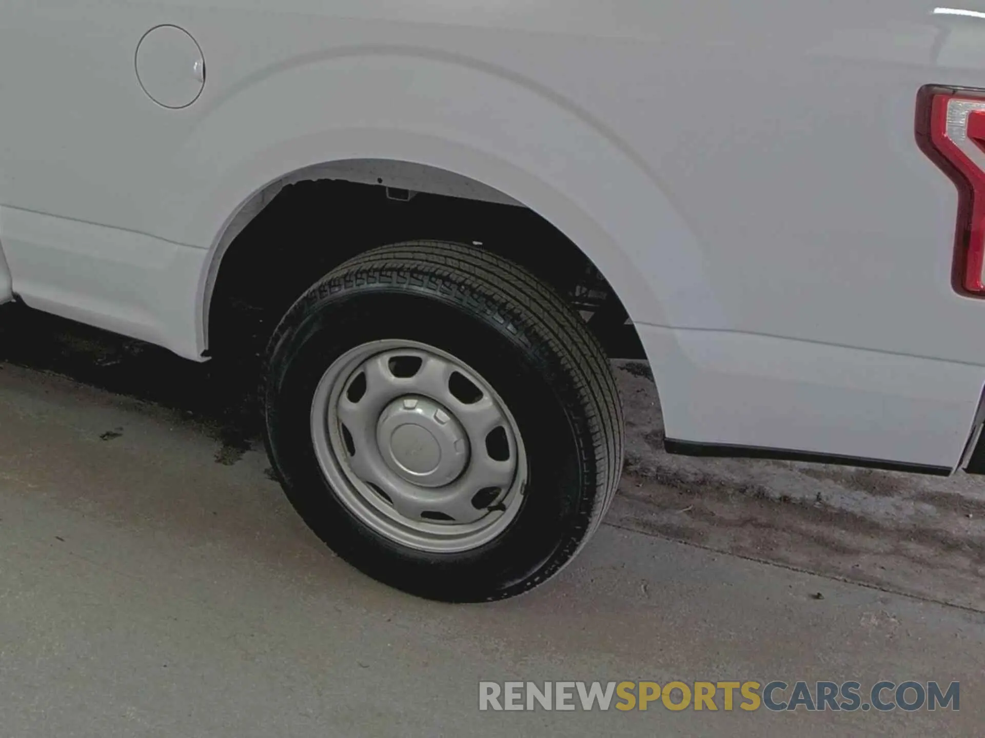27 Photograph of a damaged car 1FTEW1C5XLKE90277 FORD F-150 2020