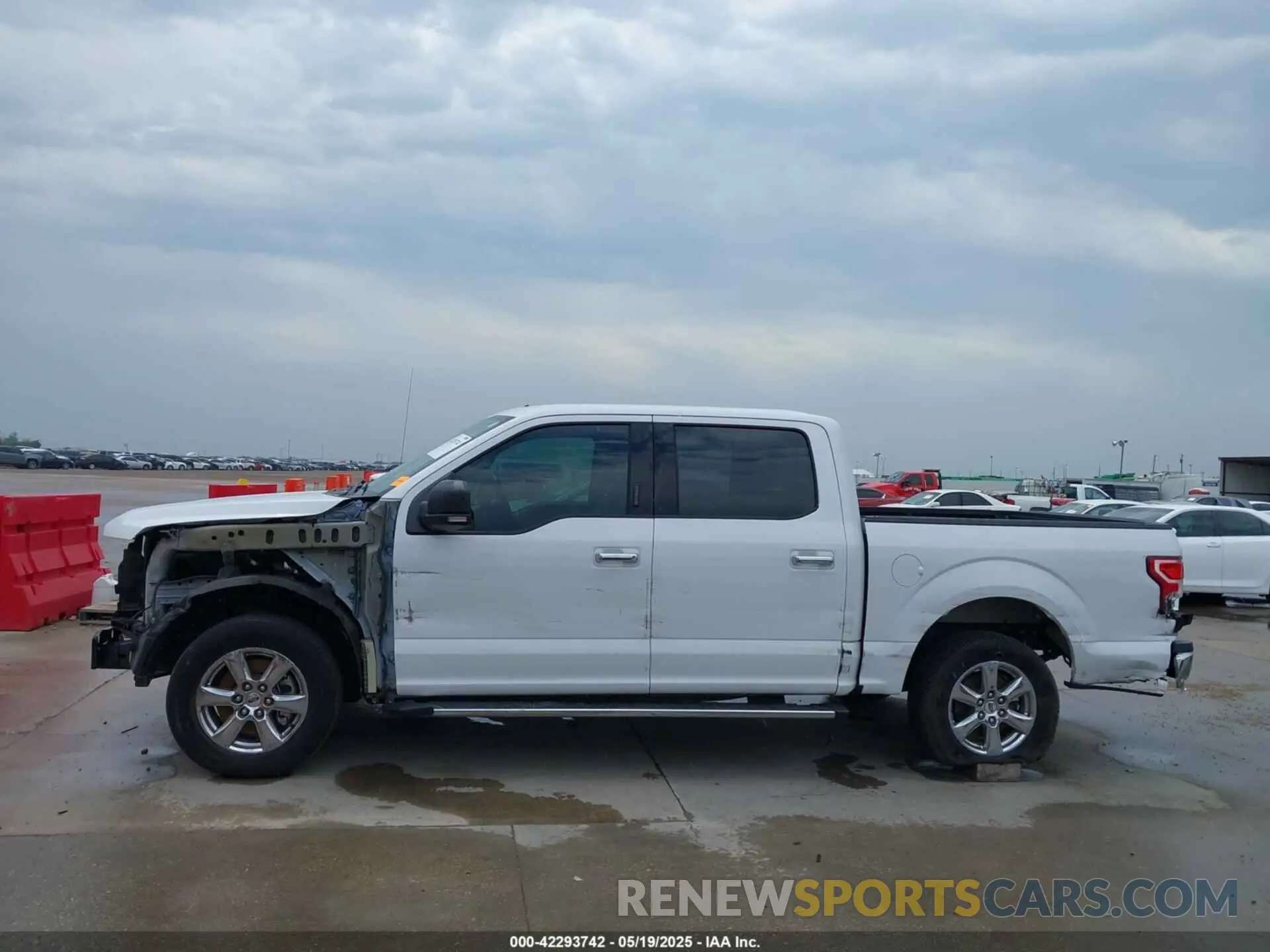 15 Photograph of a damaged car 1FTEW1CP0LFA37389 FORD F-150 2020