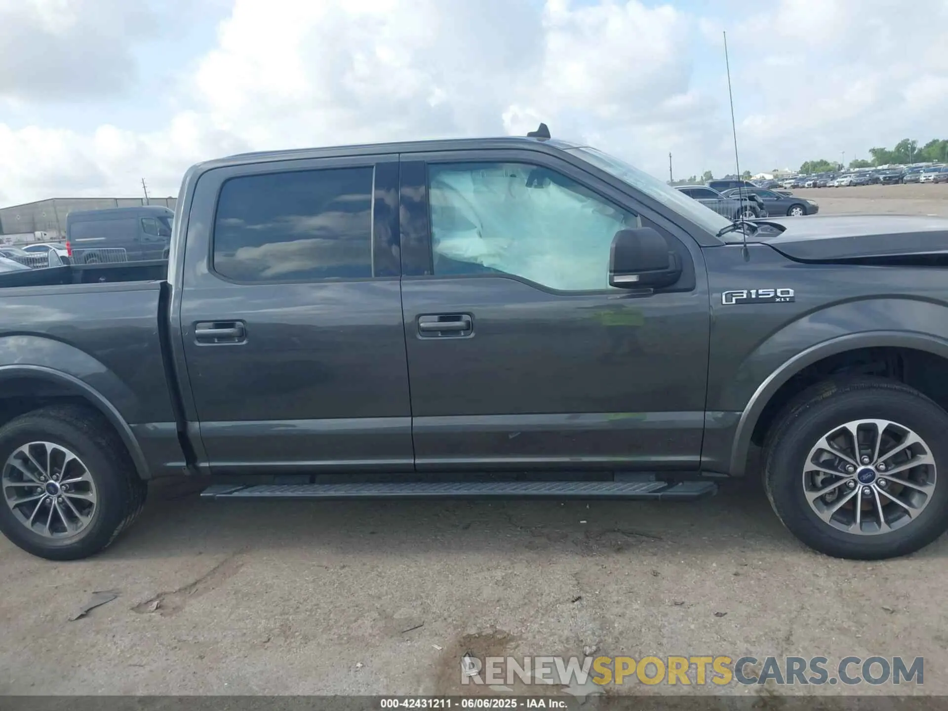 14 Photograph of a damaged car 1FTEW1CP0LKF02003 FORD F-150 2020