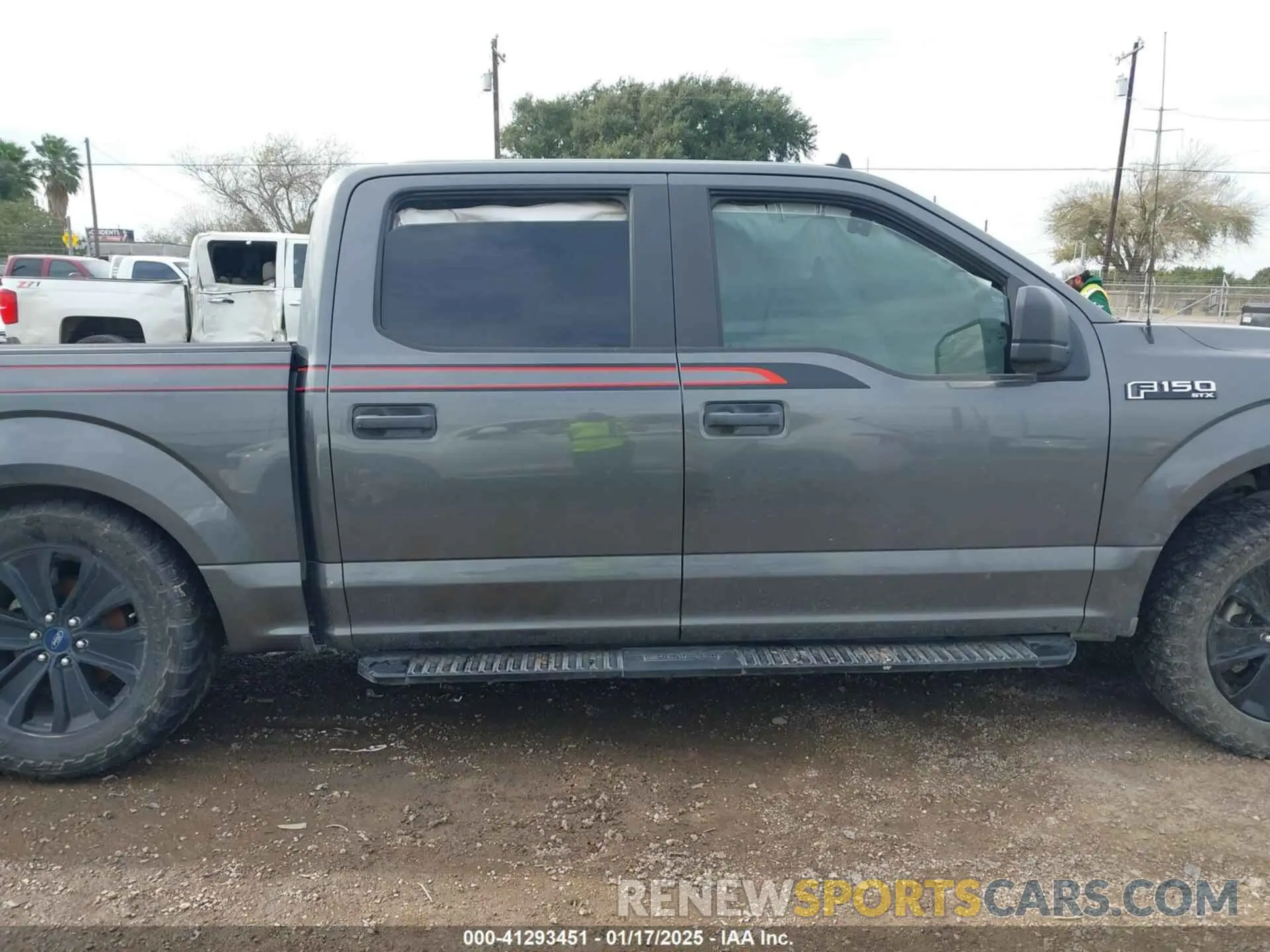 13 Photograph of a damaged car 1FTEW1CP1LFB33239 FORD F-150 2020