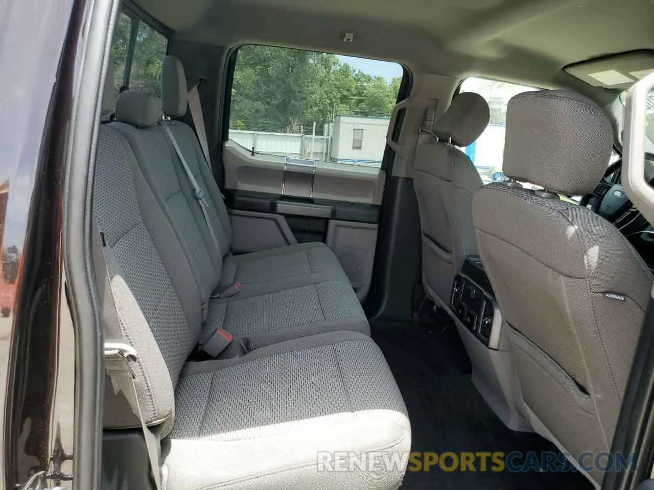 10 Photograph of a damaged car 1FTEW1CP3LFA34678 FORD F-150 2020