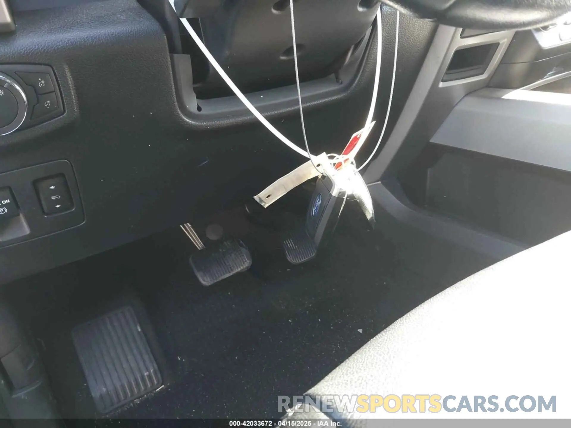 11 Photograph of a damaged car 1FTEW1CP3LKD43753 FORD F-150 2020