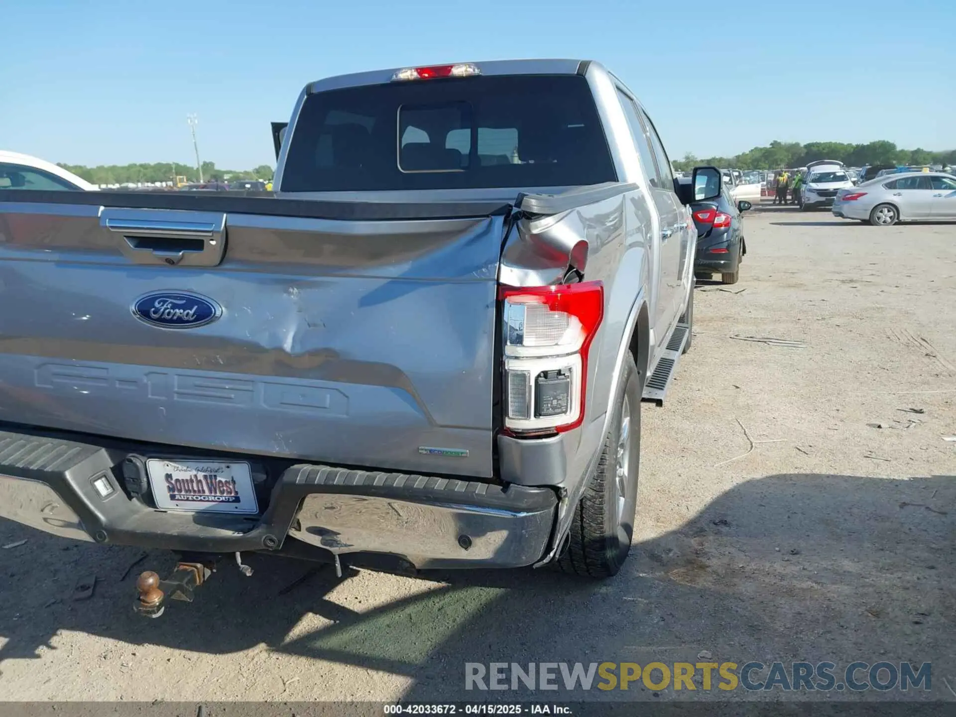 18 Photograph of a damaged car 1FTEW1CP3LKD43753 FORD F-150 2020