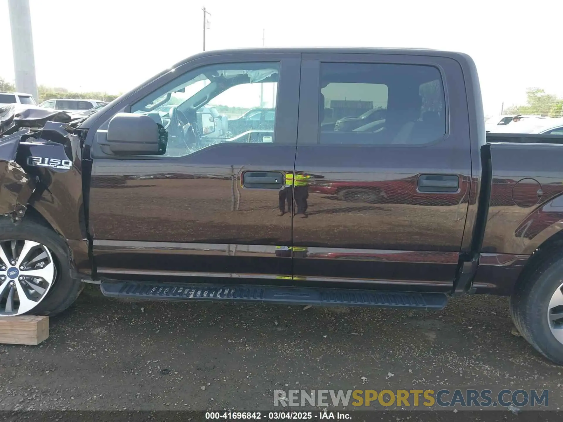 14 Photograph of a damaged car 1FTEW1CP3LKF02299 FORD F-150 2020