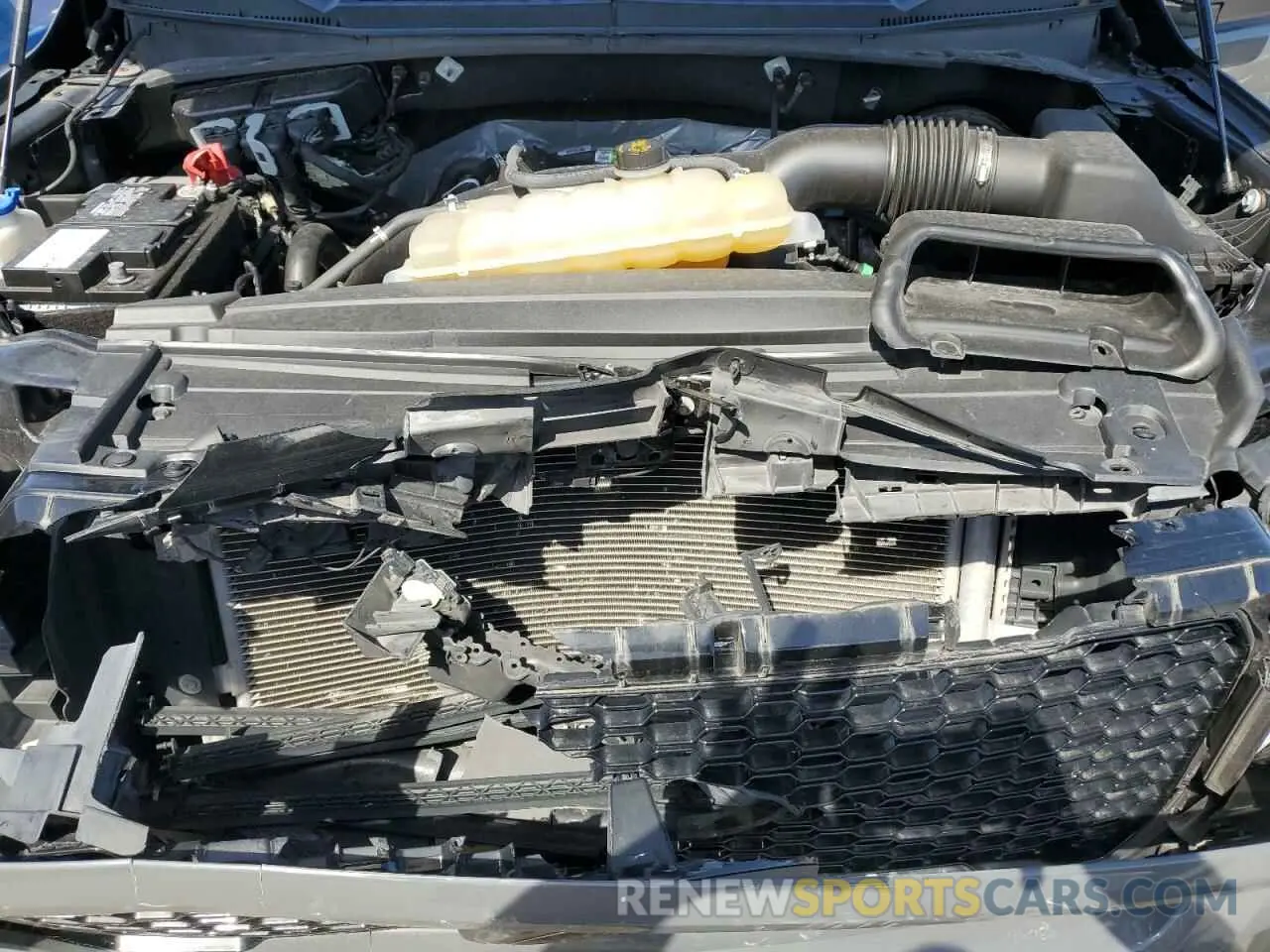 11 Photograph of a damaged car 1FTEW1CP4LFC64035 FORD F-150 2020
