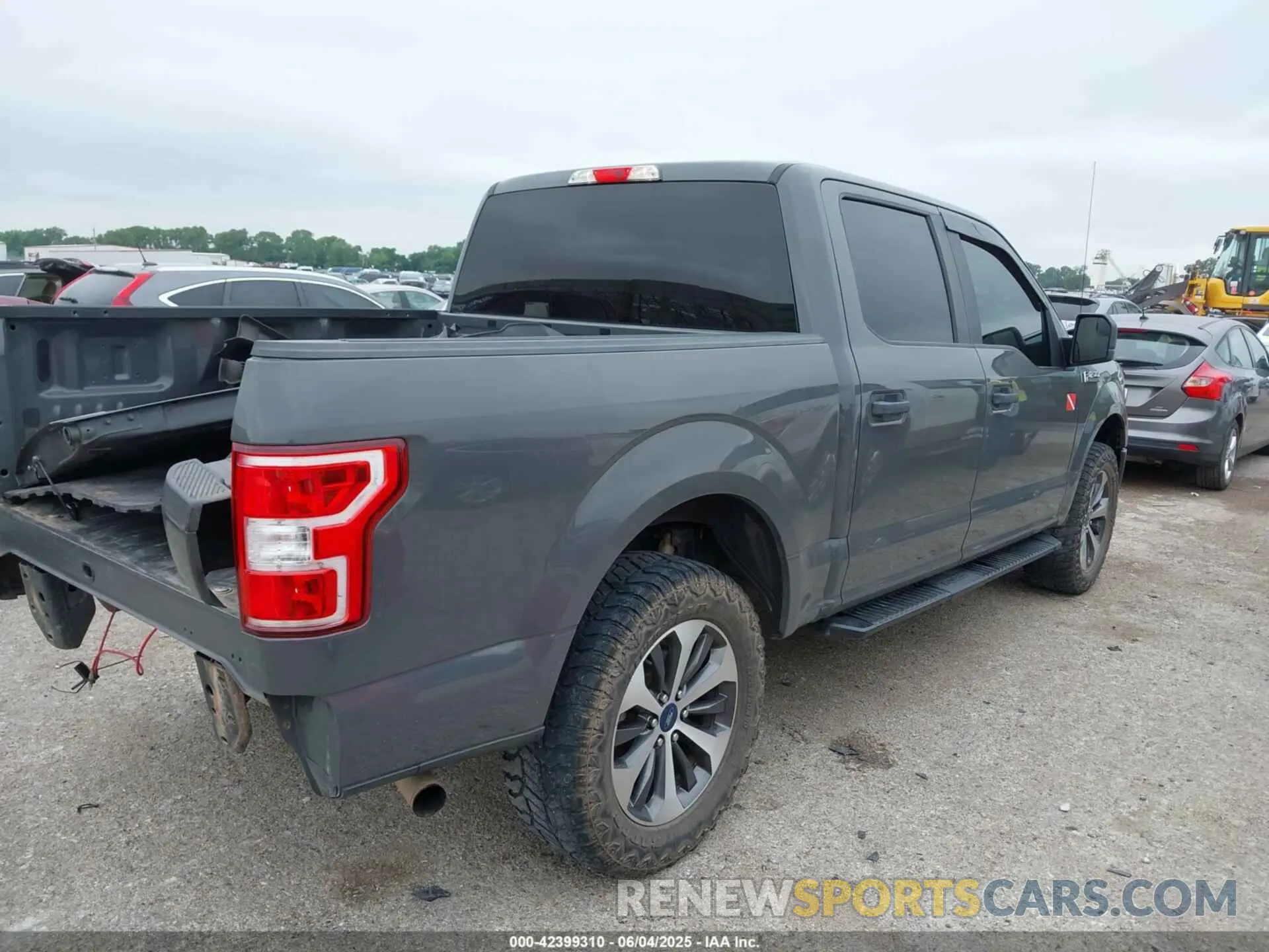 4 Photograph of a damaged car 1FTEW1CP5LFB54076 FORD F-150 2020