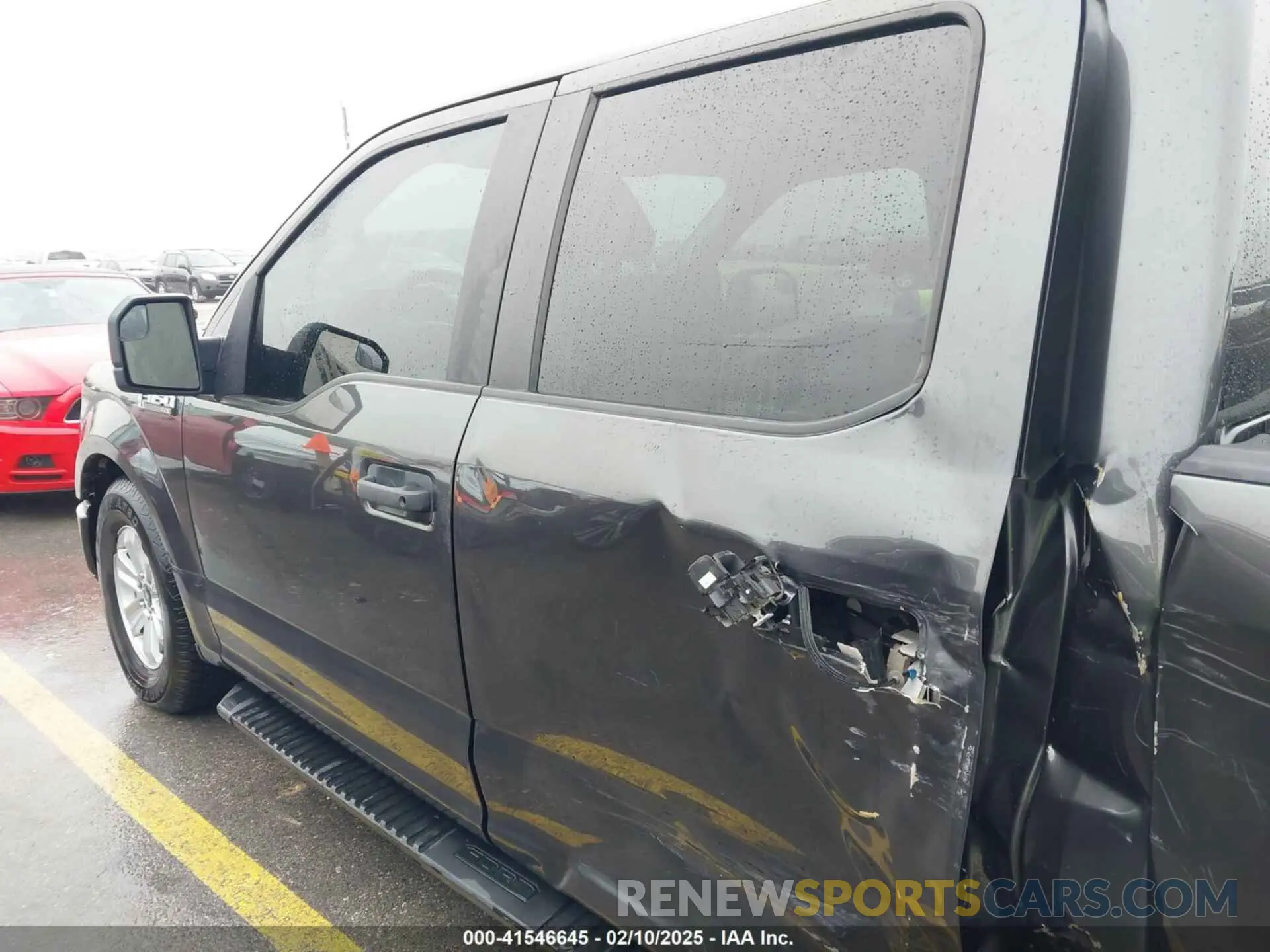 14 Photograph of a damaged car 1FTEW1CP5LKE36404 FORD F-150 2020