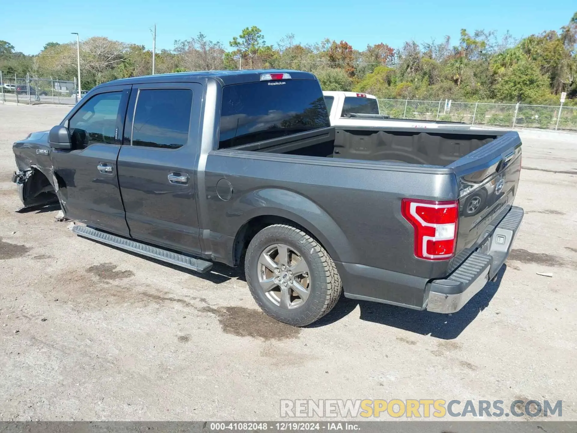 3 Photograph of a damaged car 1FTEW1CP7LKE32919 FORD F-150 2020