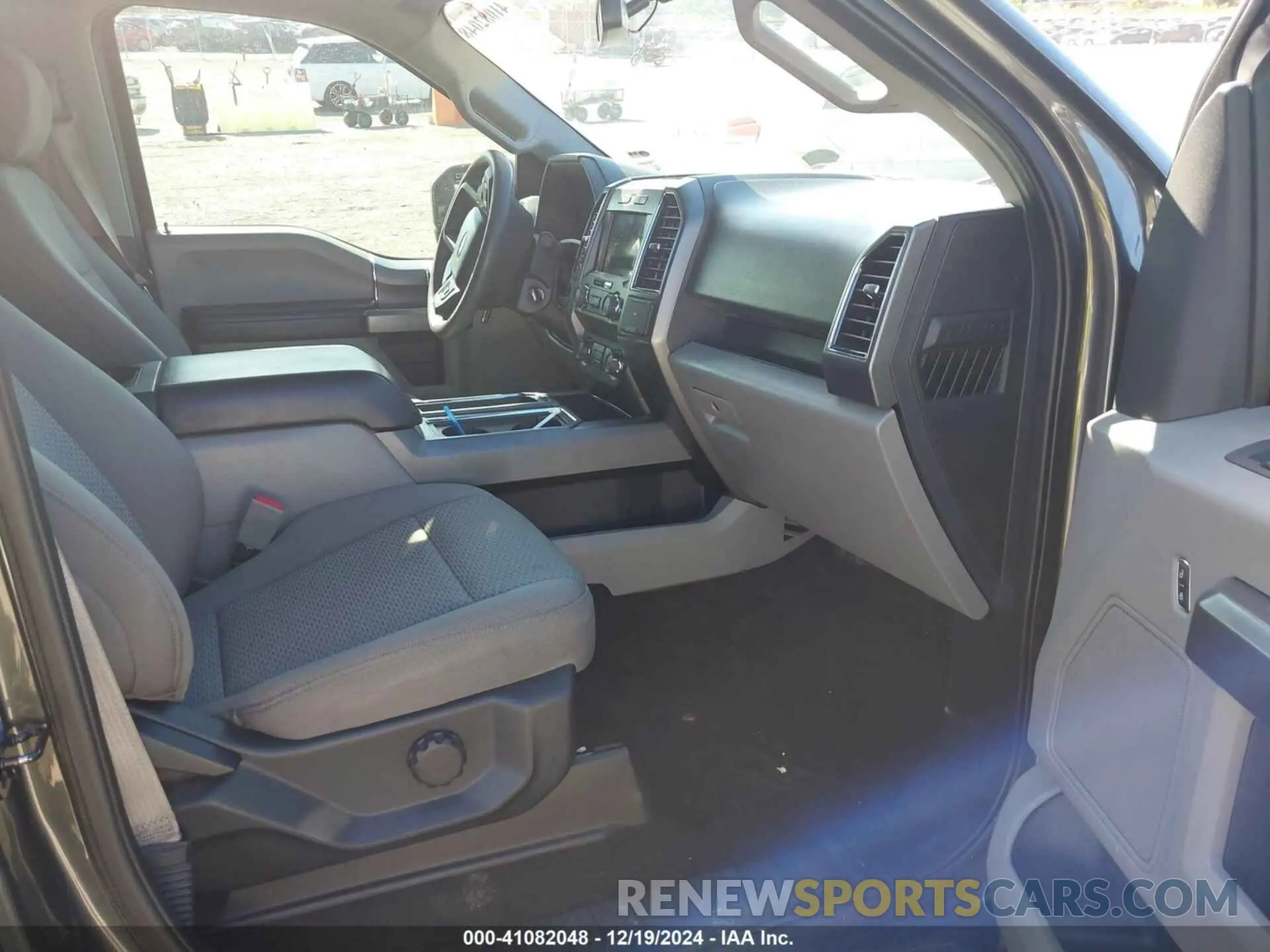 5 Photograph of a damaged car 1FTEW1CP7LKE32919 FORD F-150 2020