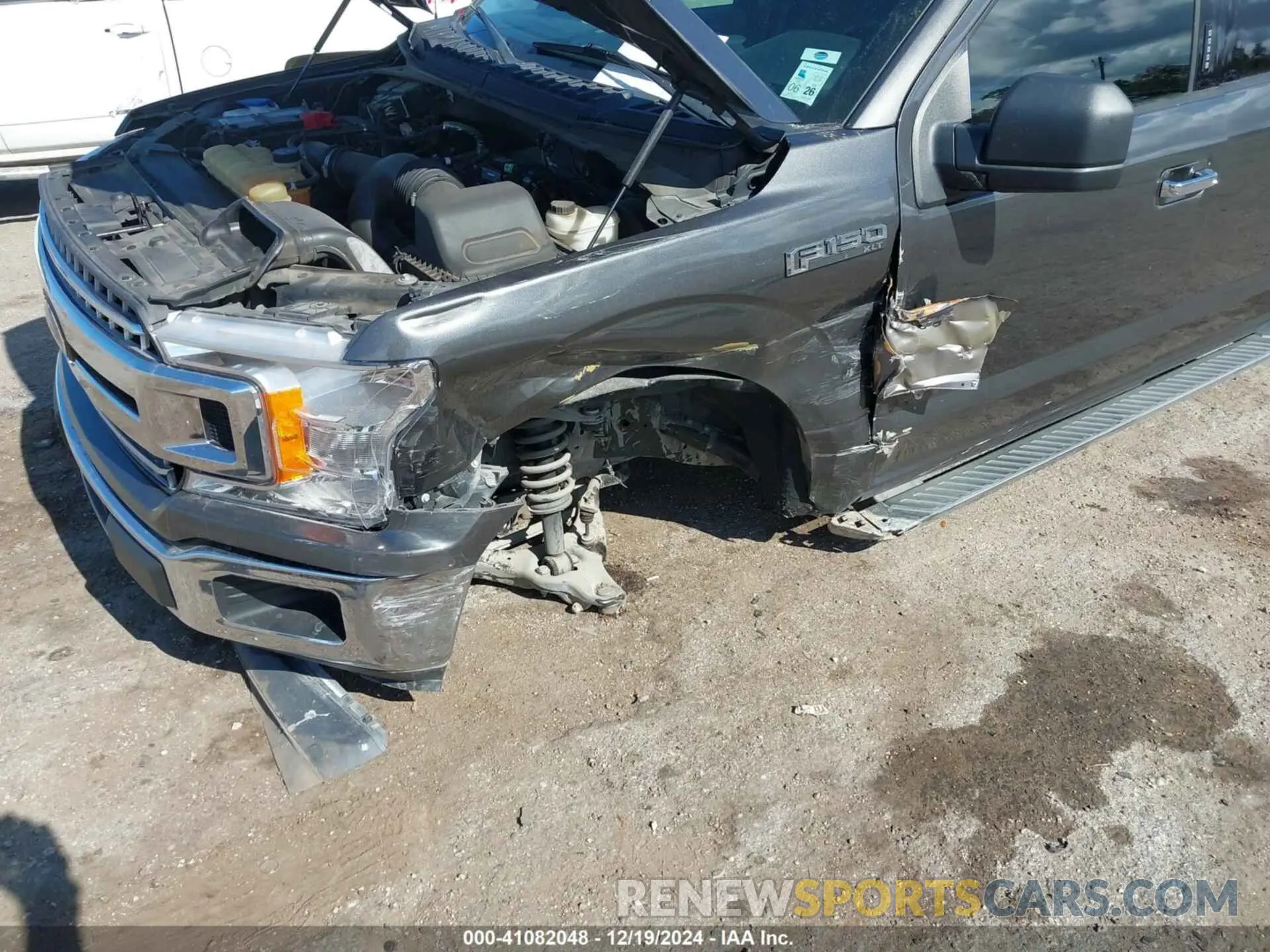 6 Photograph of a damaged car 1FTEW1CP7LKE32919 FORD F-150 2020