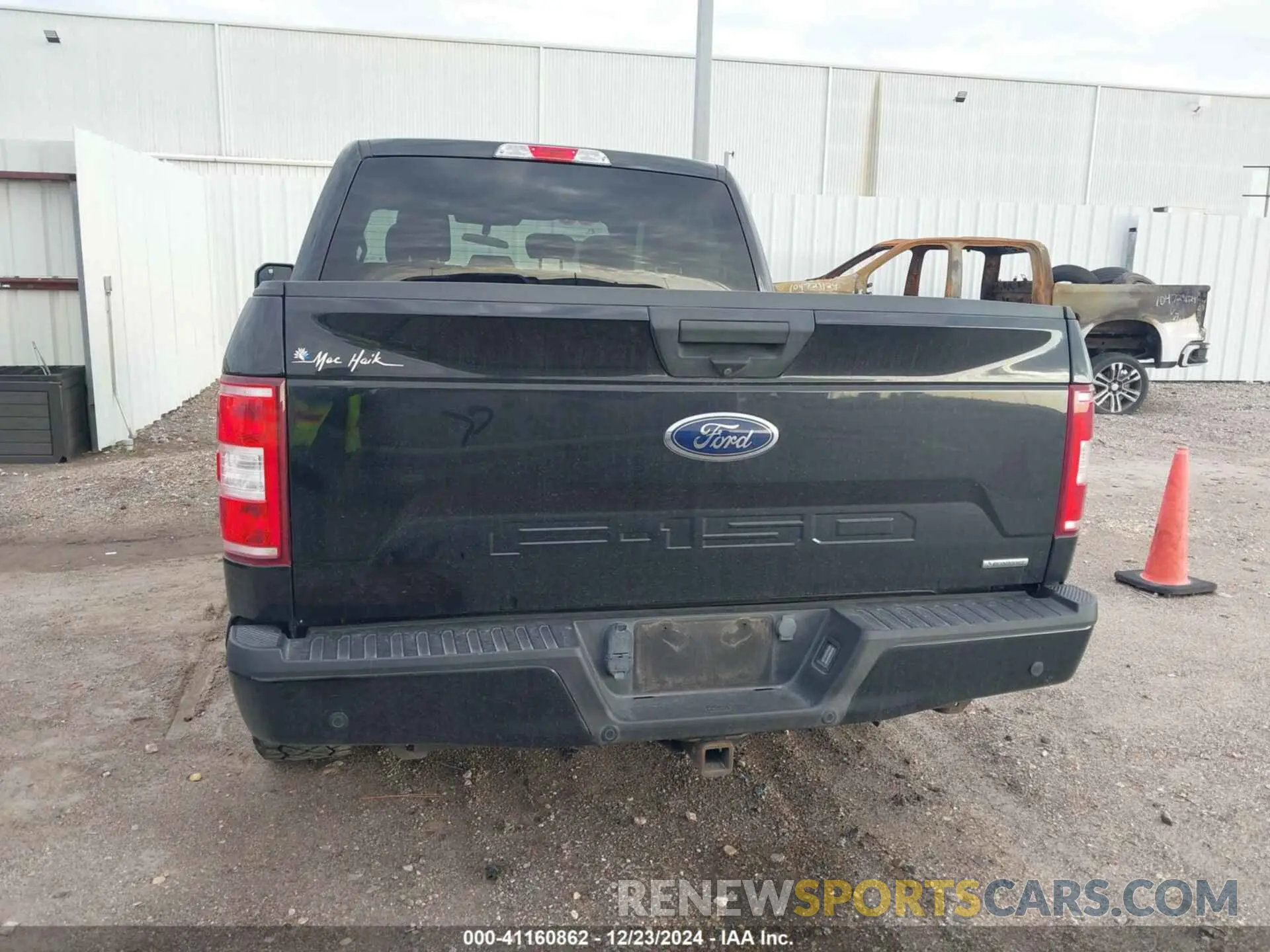 17 Photograph of a damaged car 1FTEW1CP7LKE35609 FORD F-150 2020