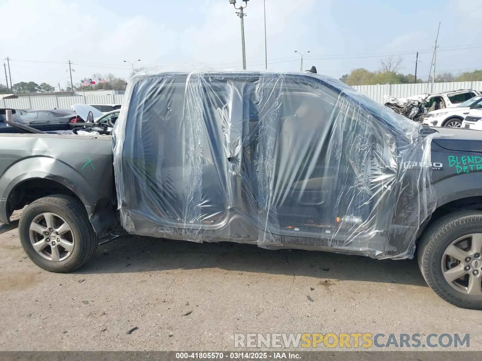 14 Photograph of a damaged car 1FTEW1CP8LKD16371 FORD F-150 2020
