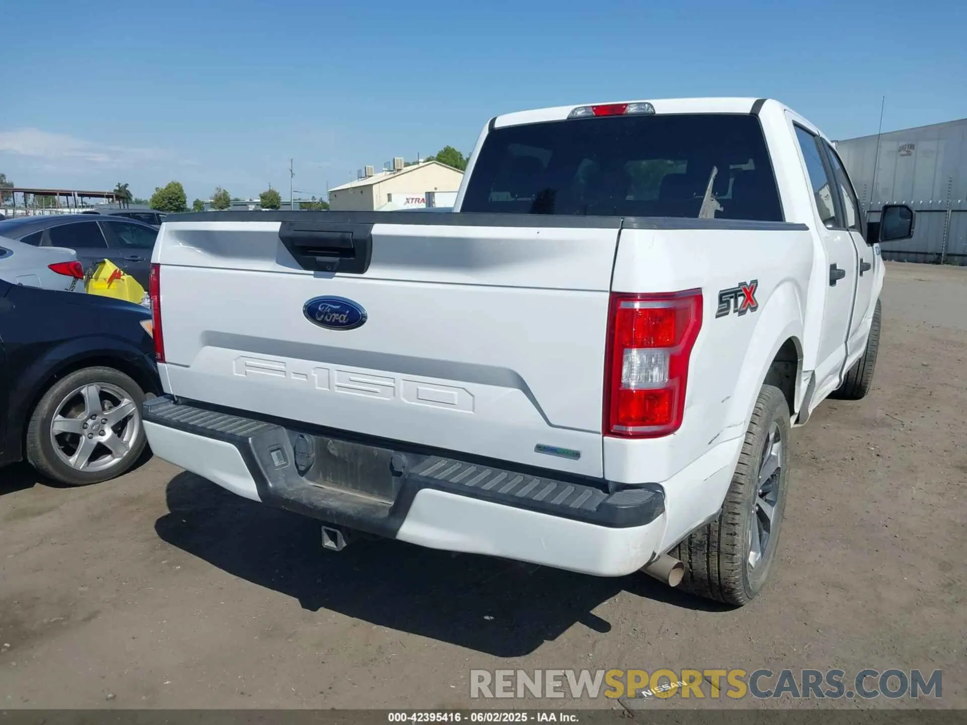 4 Photograph of a damaged car 1FTEW1CP8LKD40010 FORD F-150 2020