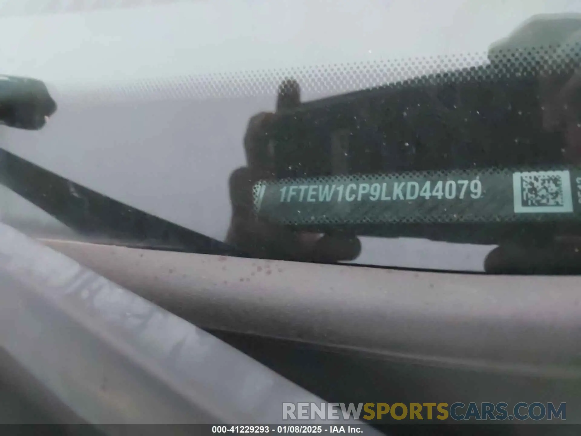 9 Photograph of a damaged car 1FTEW1CP9LKD44079 FORD F-150 2020