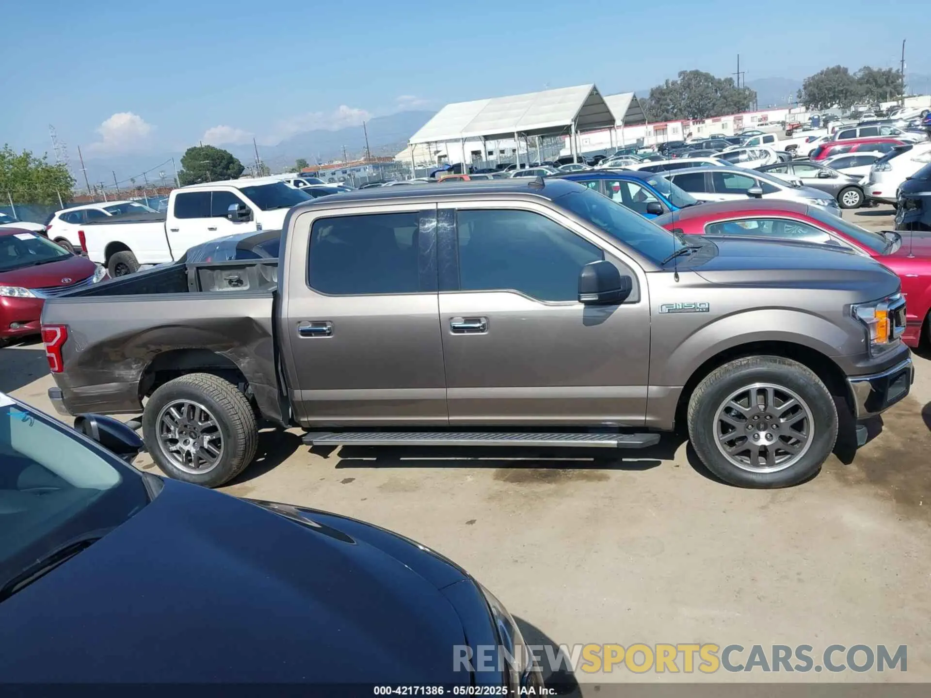13 Photograph of a damaged car 1FTEW1CPXLFA39943 FORD F-150 2020