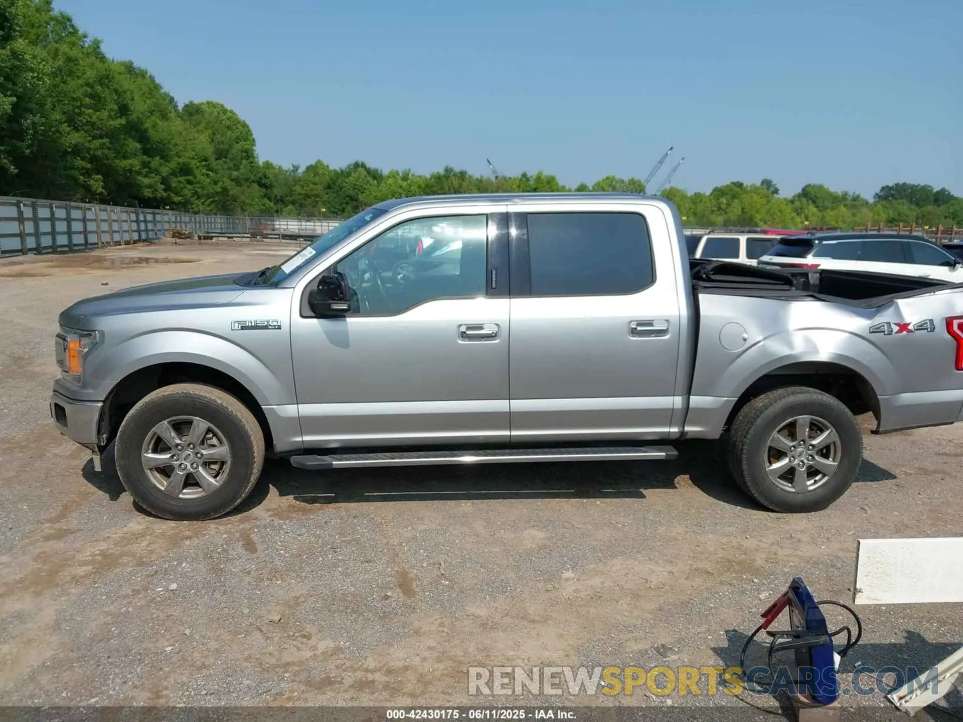 14 Photograph of a damaged car 1FTEW1E40LFB81155 FORD F-150 2020