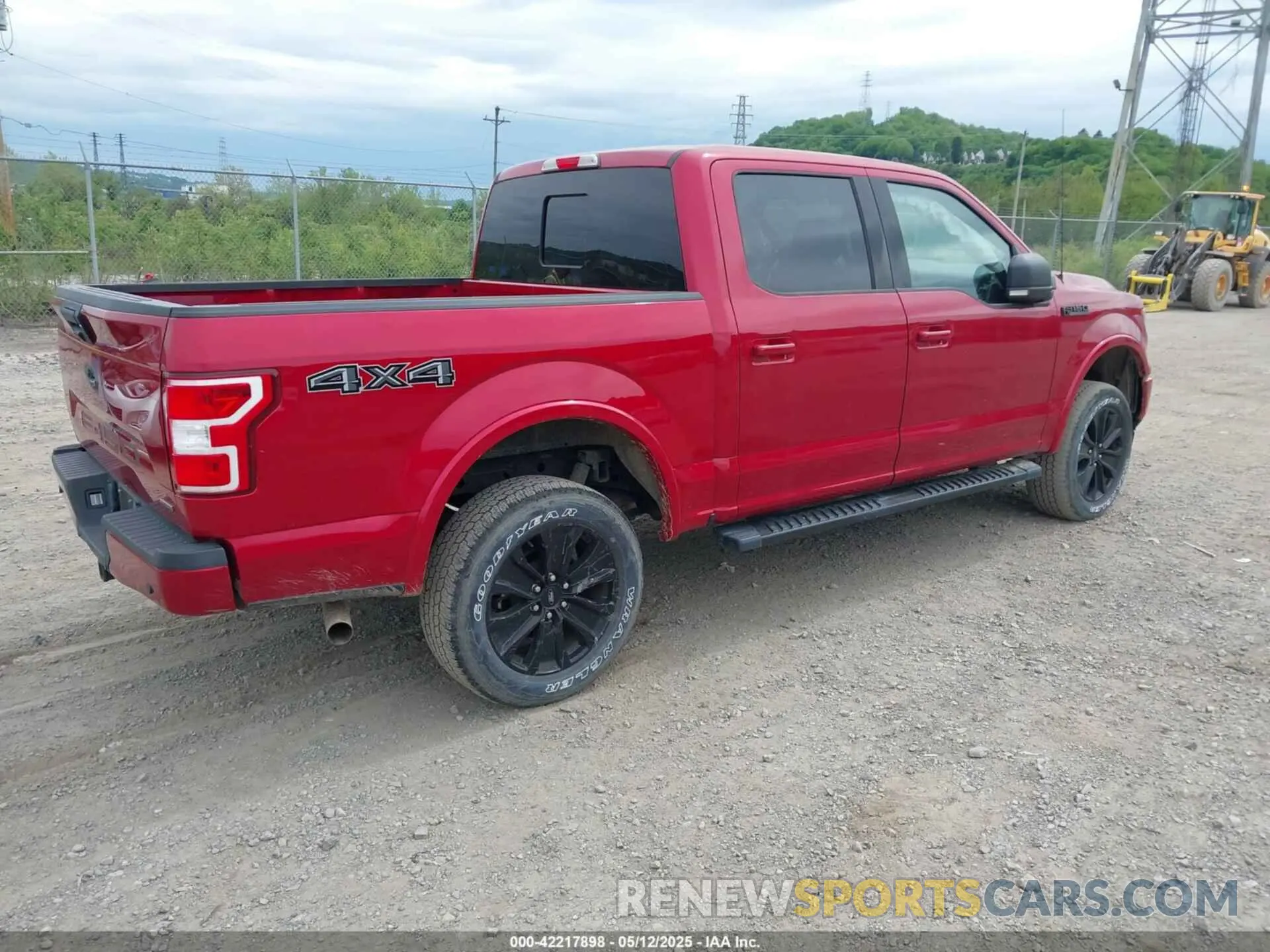 4 Photograph of a damaged car 1FTEW1E40LFC01811 FORD F-150 2020