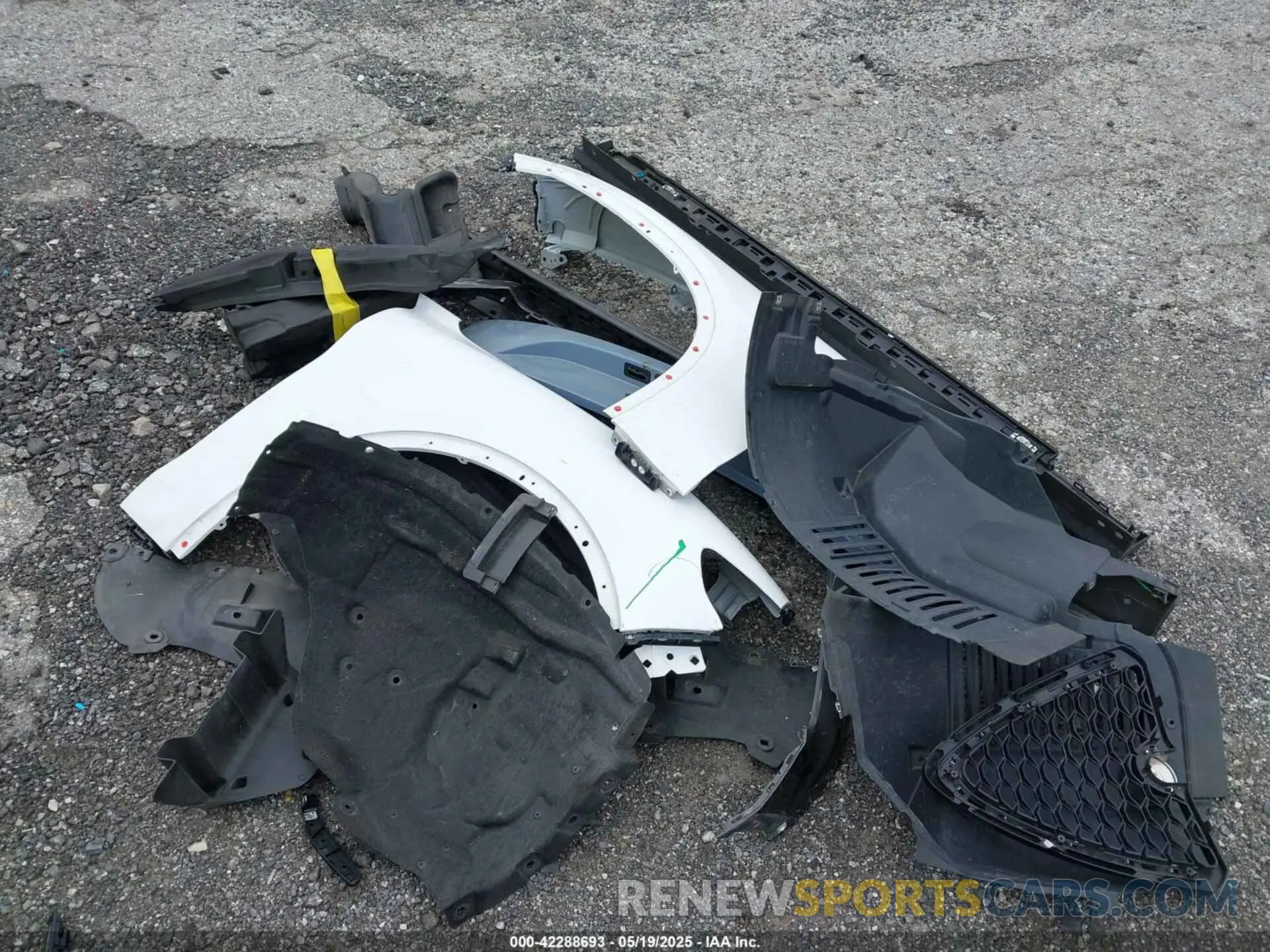 12 Photograph of a damaged car 1FTEW1E40LKD04699 FORD F-150 2020