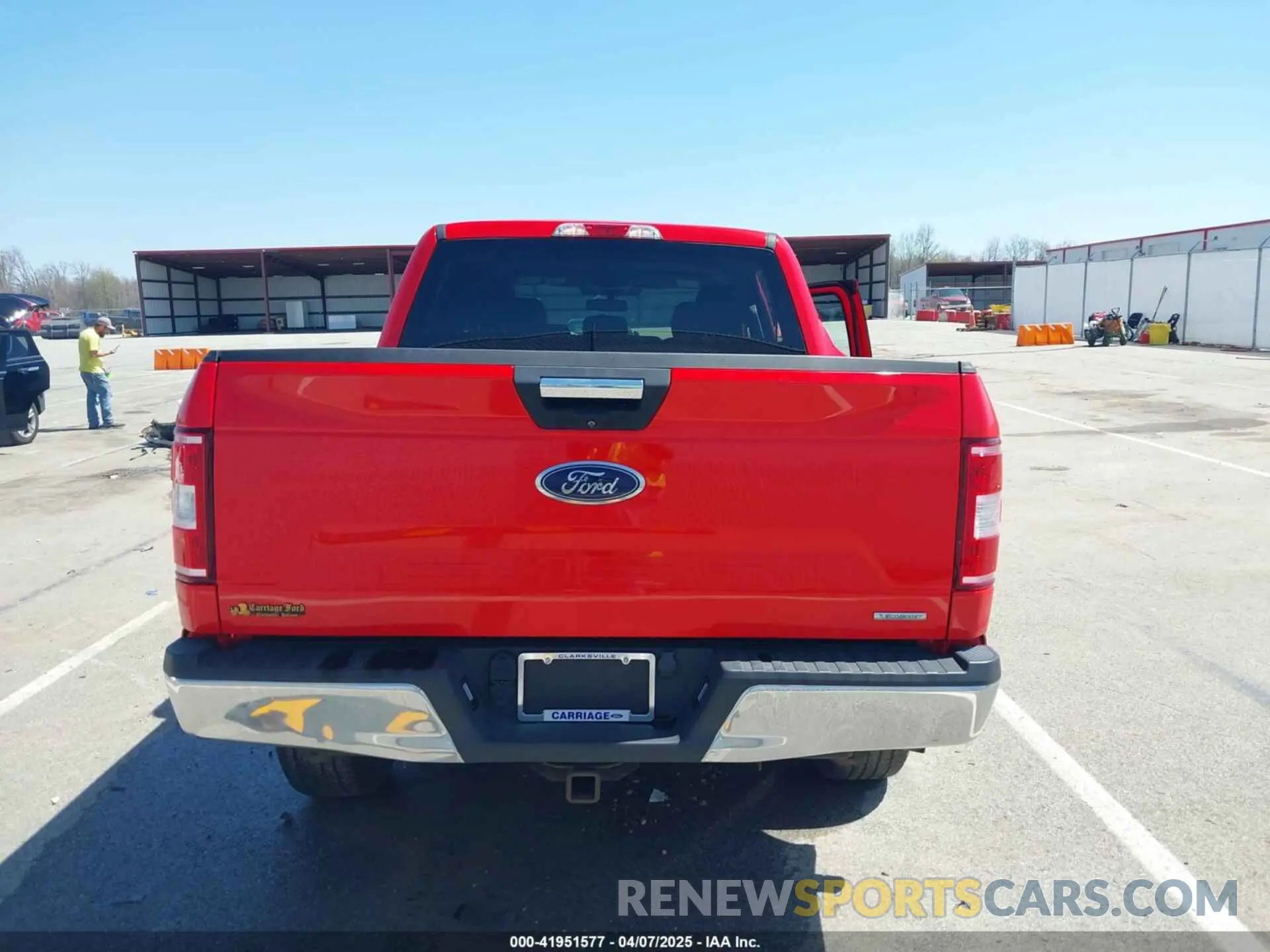16 Photograph of a damaged car 1FTEW1E40LKD42630 FORD F-150 2020