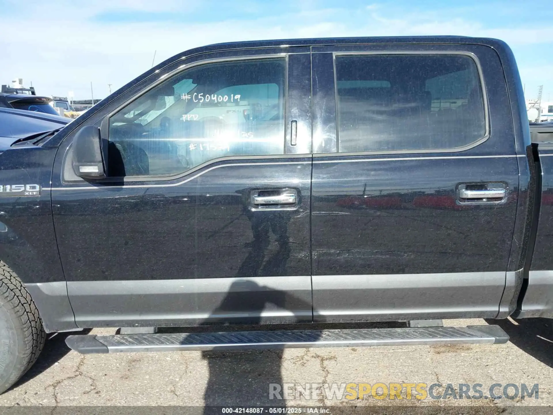 14 Photograph of a damaged car 1FTEW1E41LFA14450 FORD F-150 2020