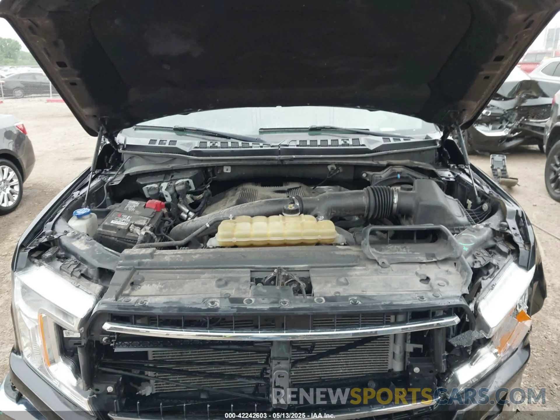 10 Photograph of a damaged car 1FTEW1E41LFA26128 FORD F-150 2020
