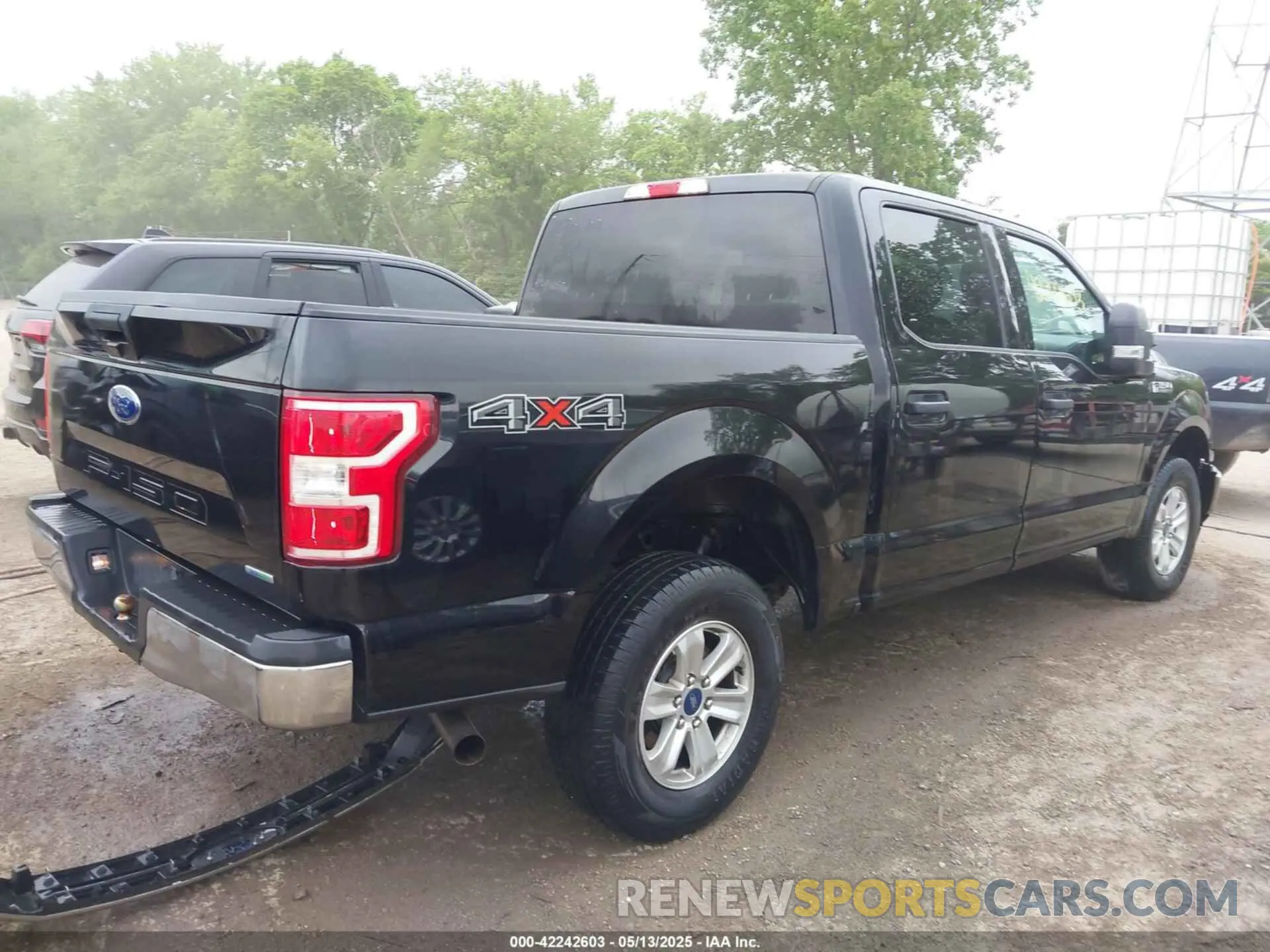 4 Photograph of a damaged car 1FTEW1E41LFA26128 FORD F-150 2020