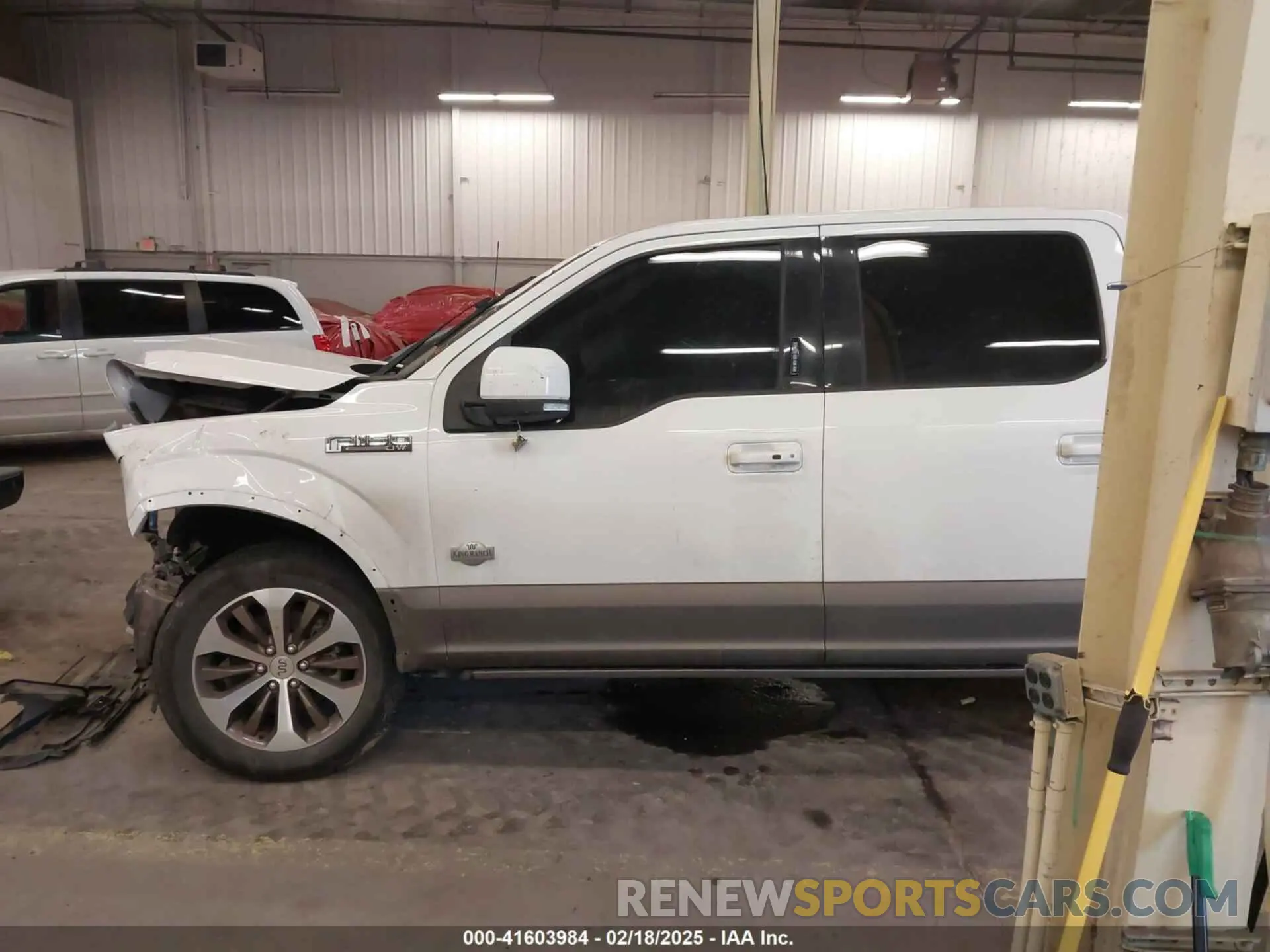 15 Photograph of a damaged car 1FTEW1E41LFA96440 FORD F-150 2020