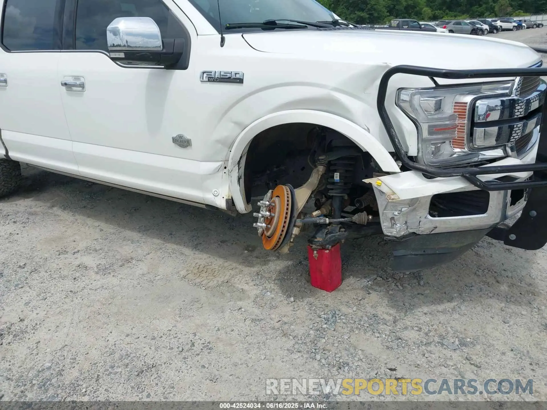 6 Photograph of a damaged car 1FTEW1E41LFC28984 FORD F-150 2020