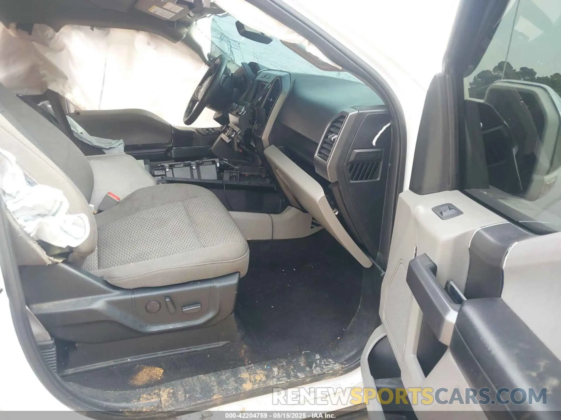 5 Photograph of a damaged car 1FTEW1E43LKE32614 FORD F-150 2020