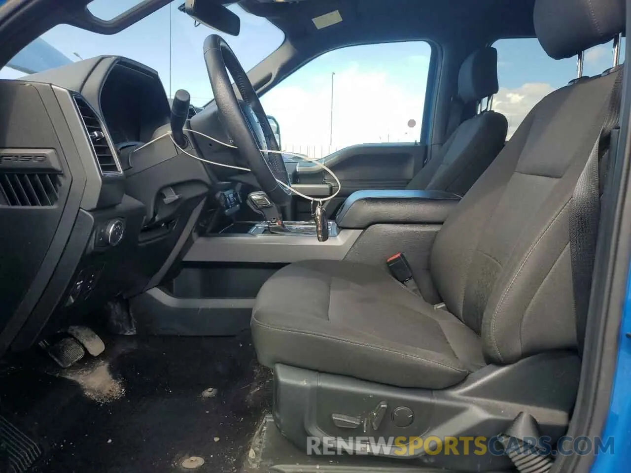 7 Photograph of a damaged car 1FTEW1E43LKF49402 FORD F-150 2020