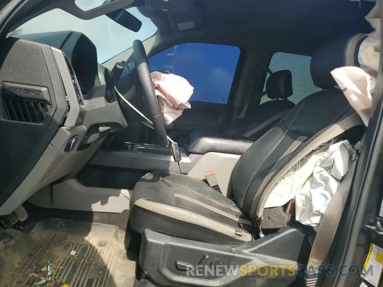 7 Photograph of a damaged car 1FTEW1E44LFA33803 FORD F-150 2020