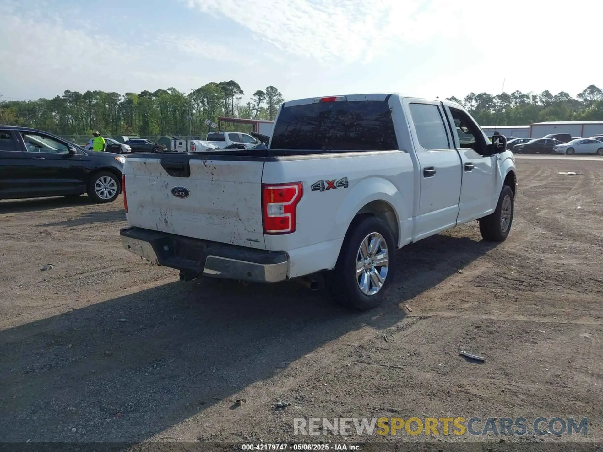 4 Photograph of a damaged car 1FTEW1E44LFB16292 FORD F-150 2020