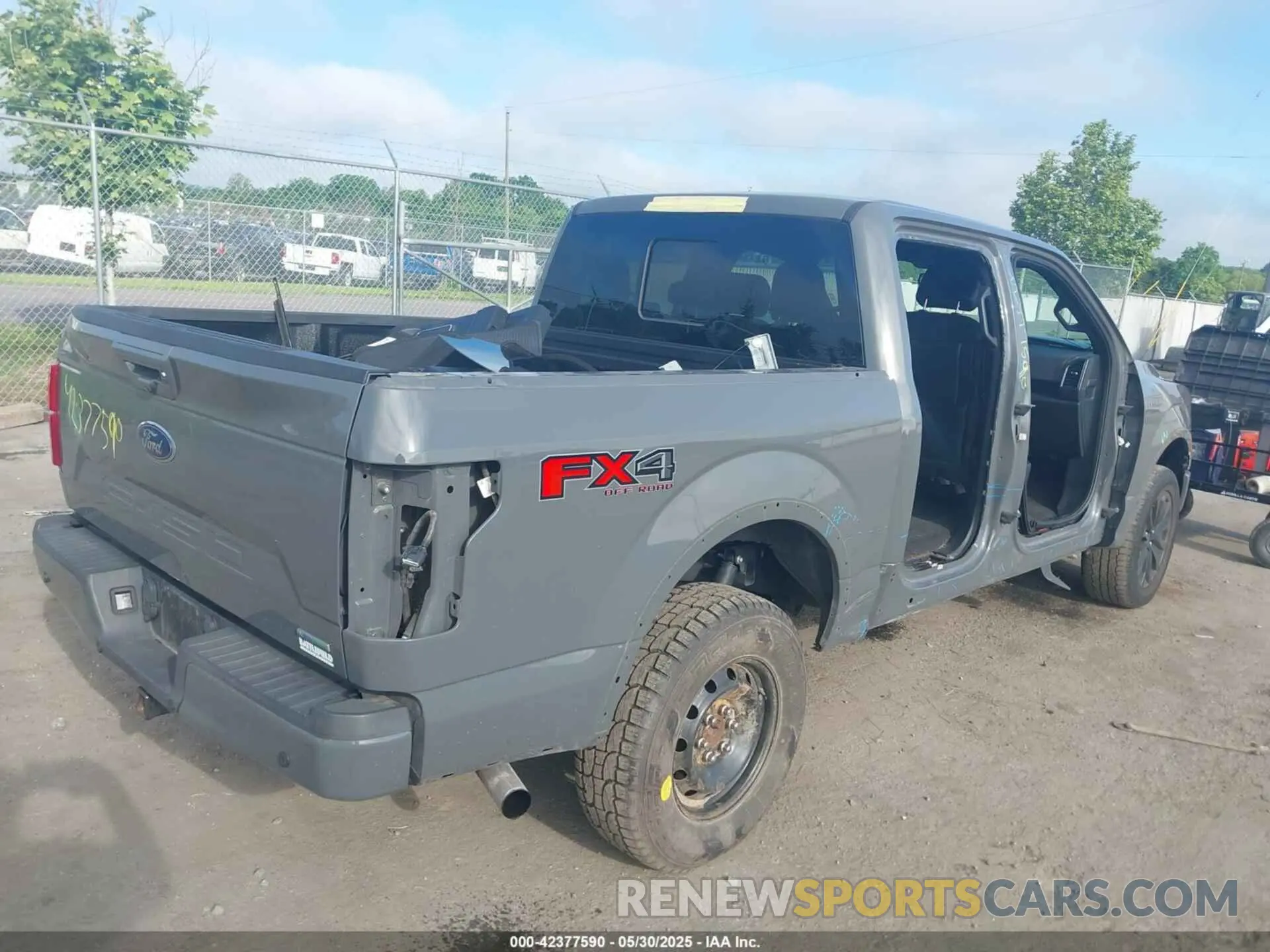 4 Photograph of a damaged car 1FTEW1E45LFC01030 FORD F-150 2020