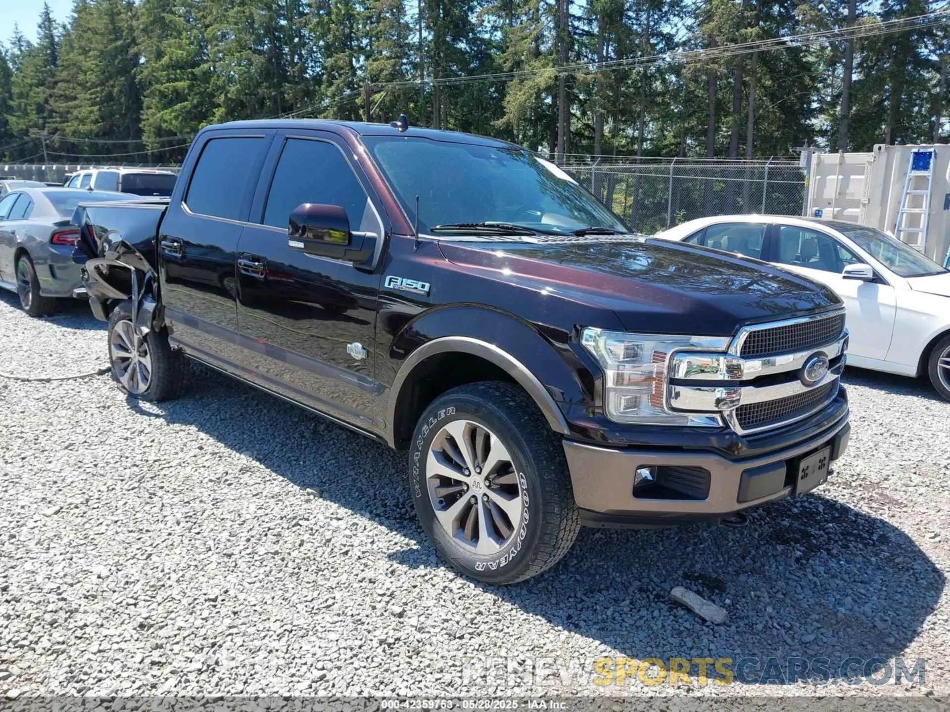 1 Photograph of a damaged car 1FTEW1E46LFA13925 FORD F-150 2020