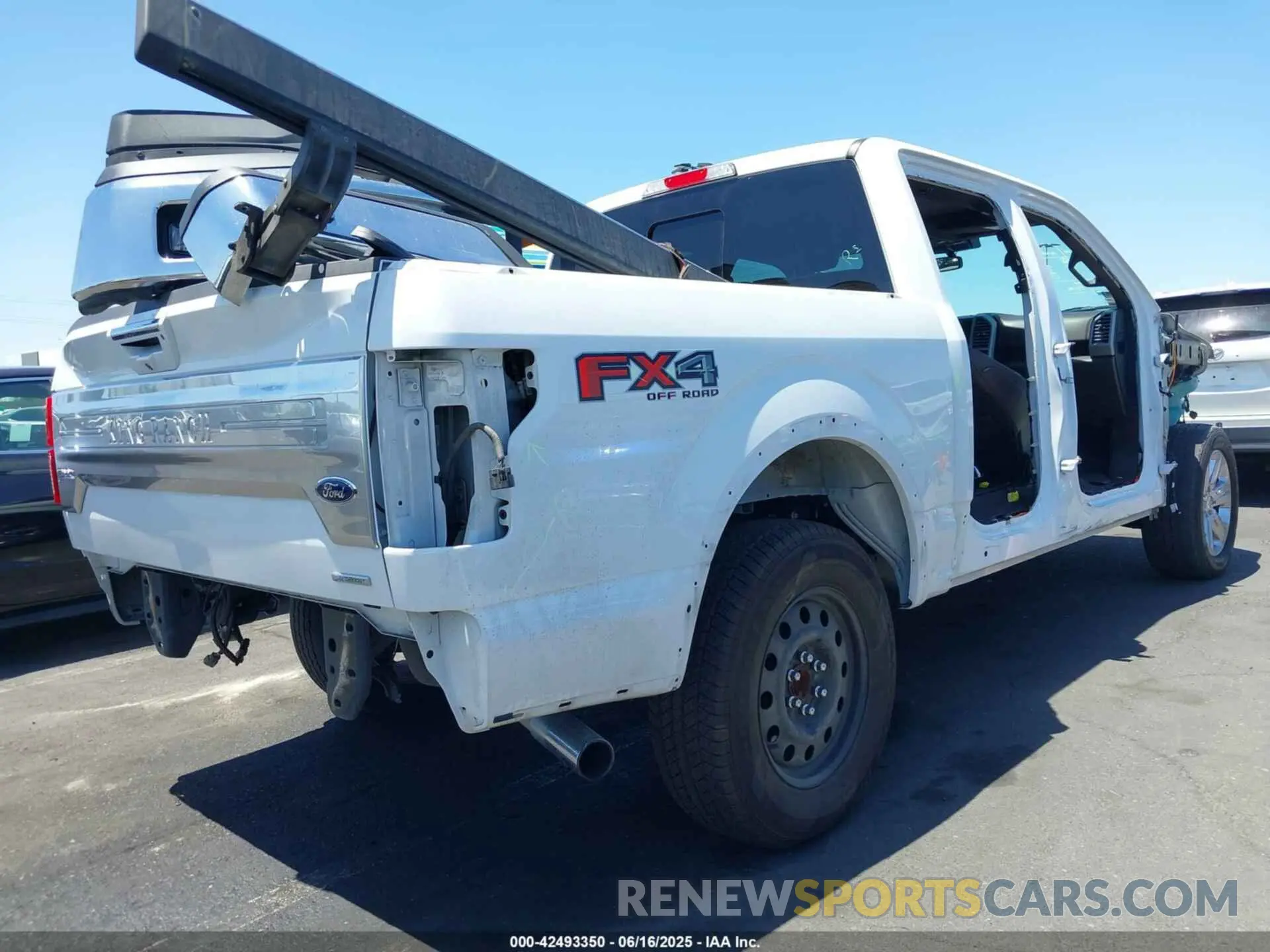 4 Photograph of a damaged car 1FTEW1E46LFB79409 FORD F-150 2020