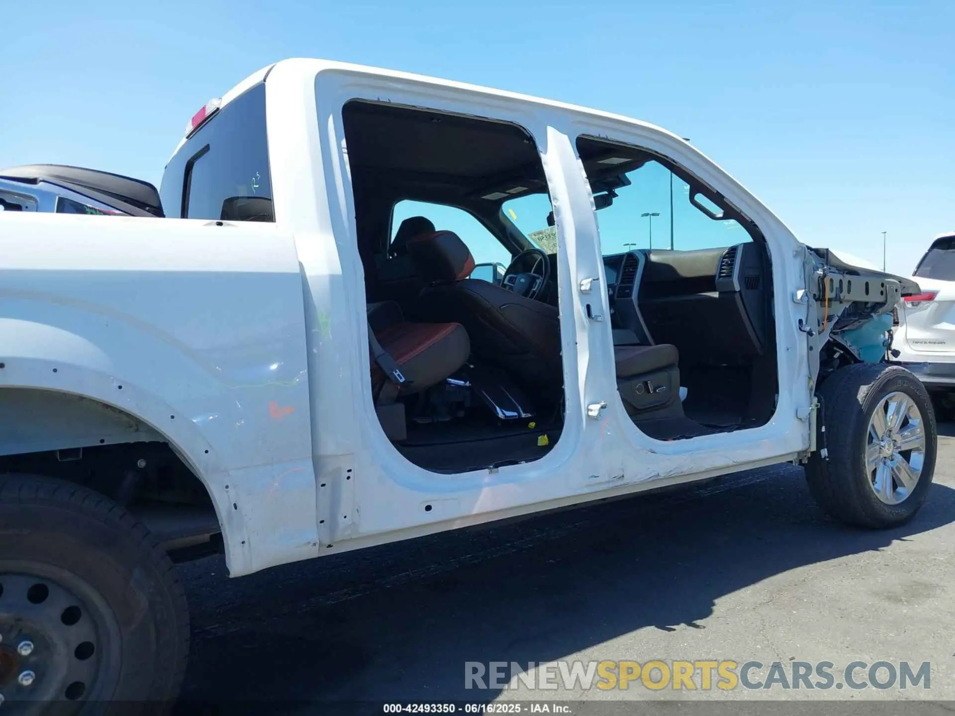 6 Photograph of a damaged car 1FTEW1E46LFB79409 FORD F-150 2020