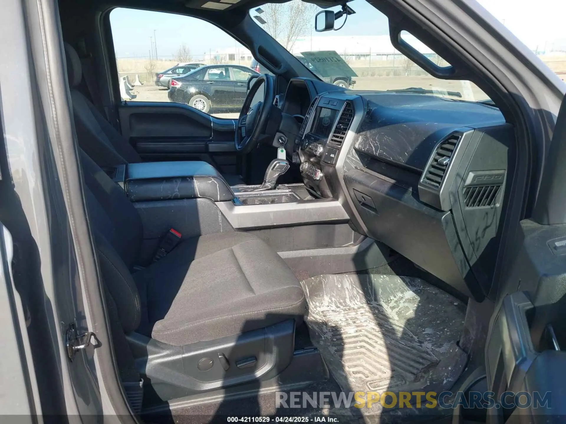 5 Photograph of a damaged car 1FTEW1E47LFC23207 FORD F-150 2020
