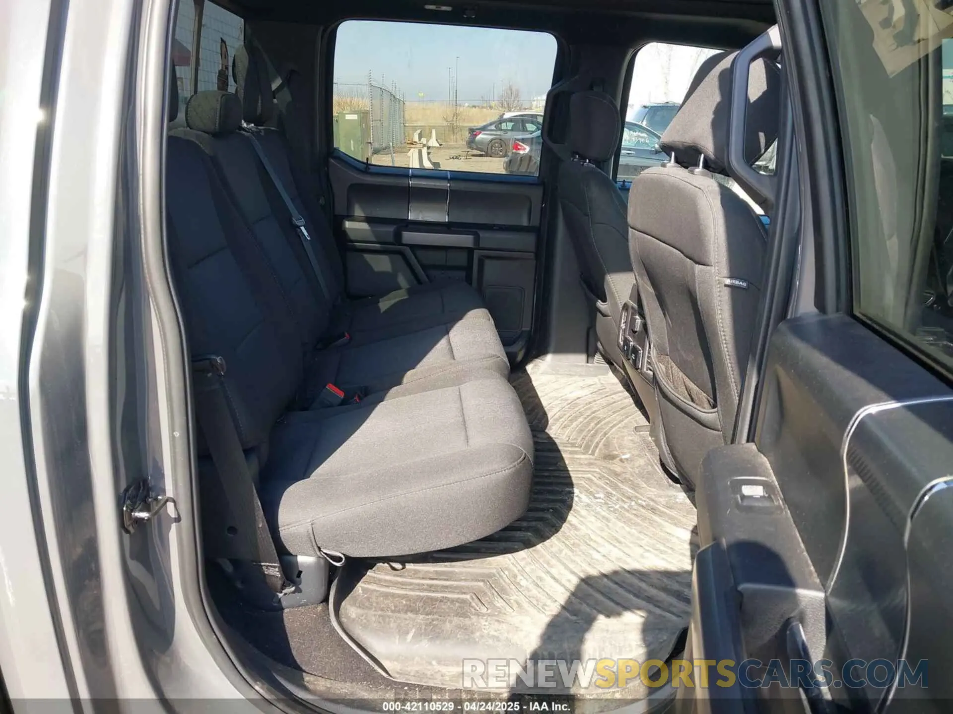 8 Photograph of a damaged car 1FTEW1E47LFC23207 FORD F-150 2020