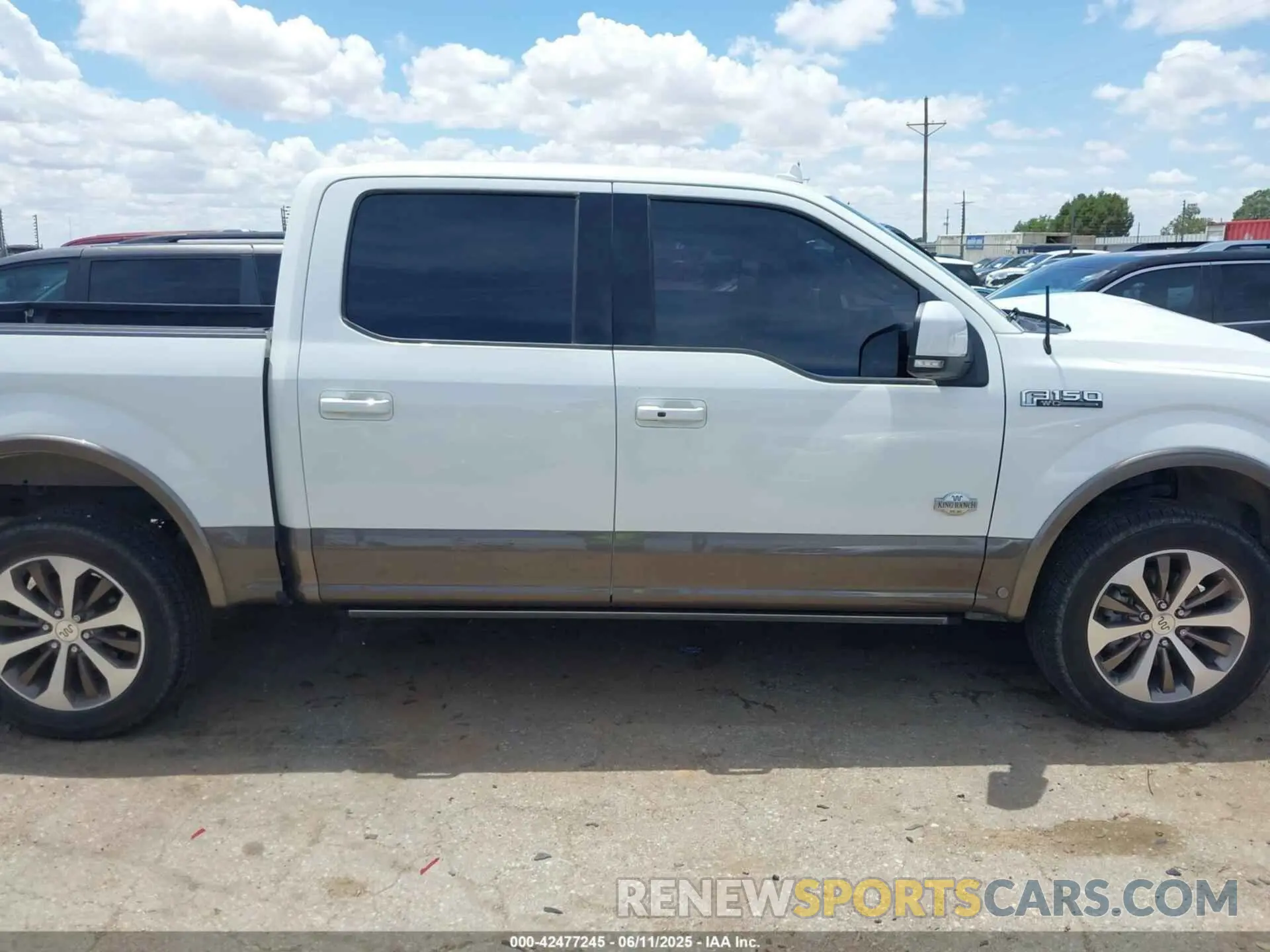 14 Photograph of a damaged car 1FTEW1E48LFB47271 FORD F-150 2020