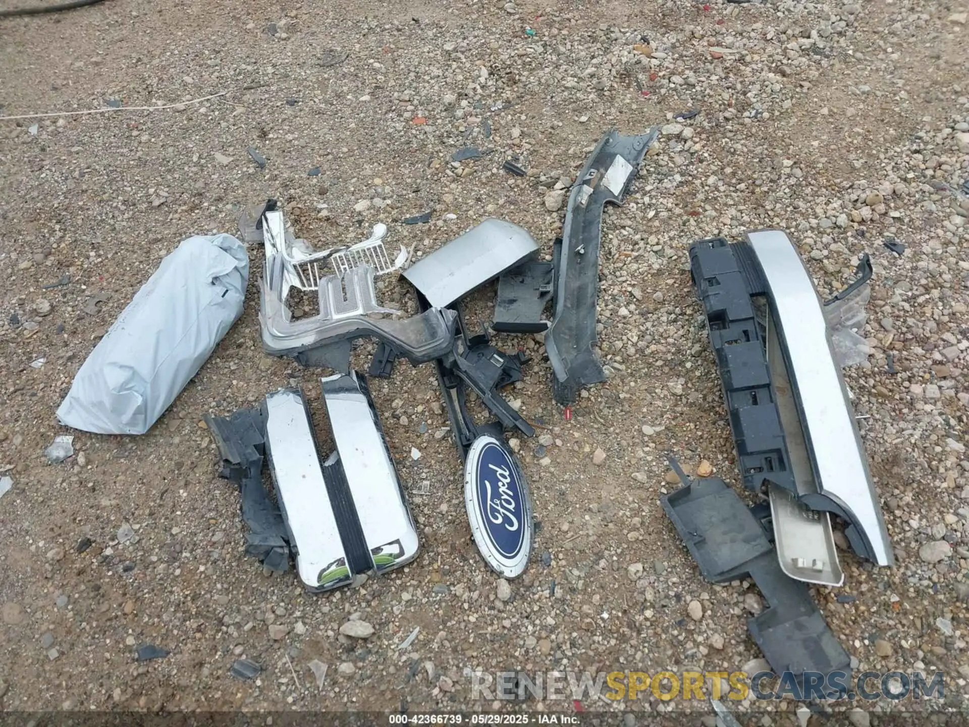 11 Photograph of a damaged car 1FTEW1E48LKE93425 FORD F-150 2020