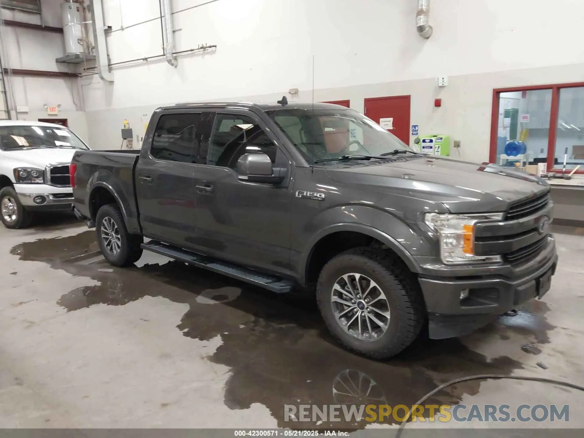 1 Photograph of a damaged car 1FTEW1E49LKD32596 FORD F-150 2020