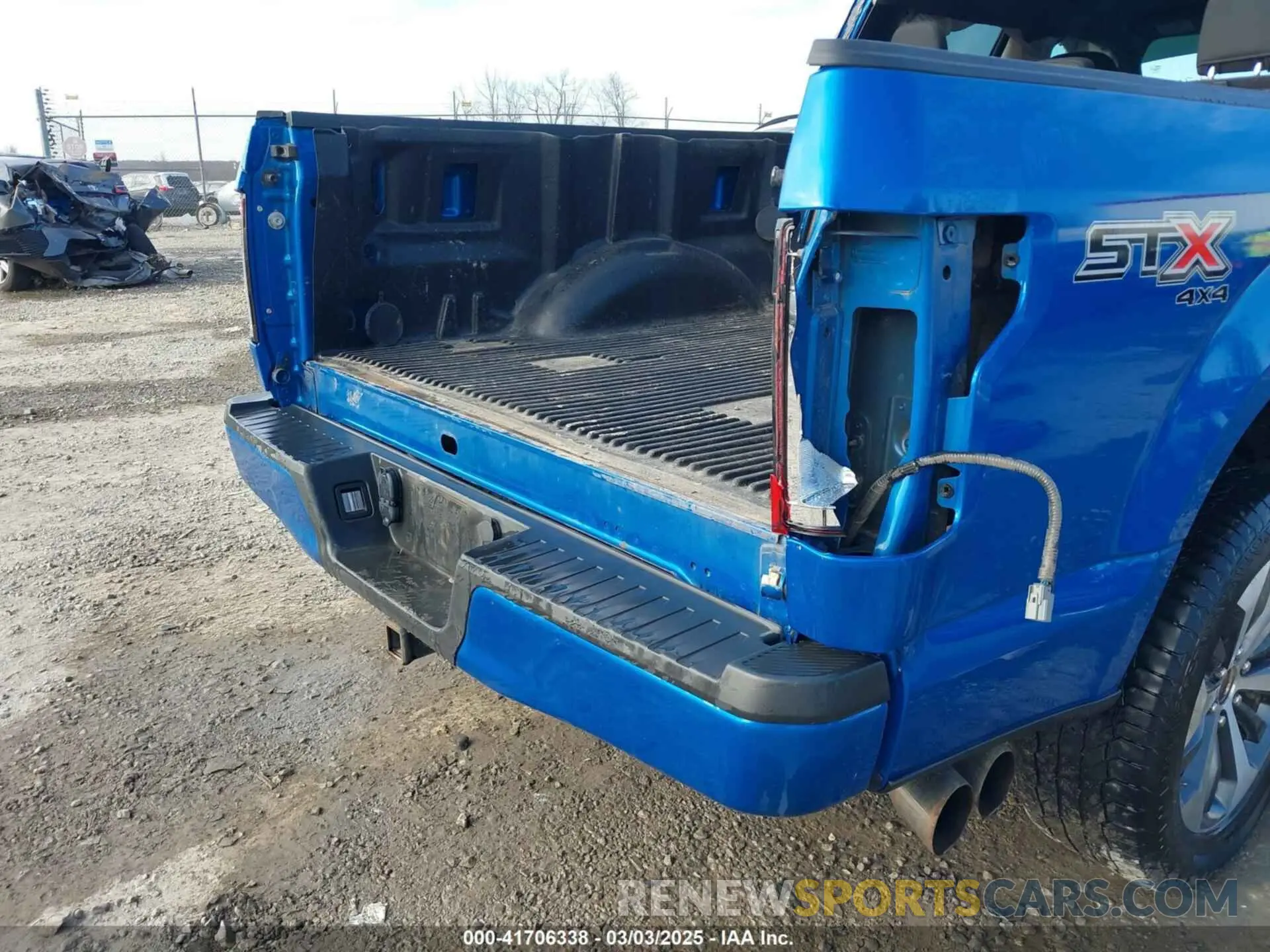 18 Photograph of a damaged car 1FTEW1E50LFB51775 FORD F-150 2020