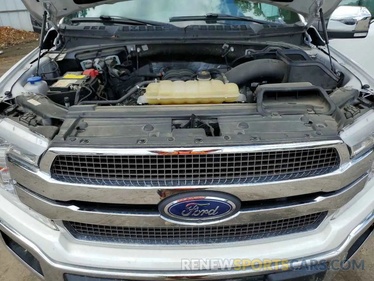 11 Photograph of a damaged car 1FTEW1E50LFB97980 FORD F-150 2020