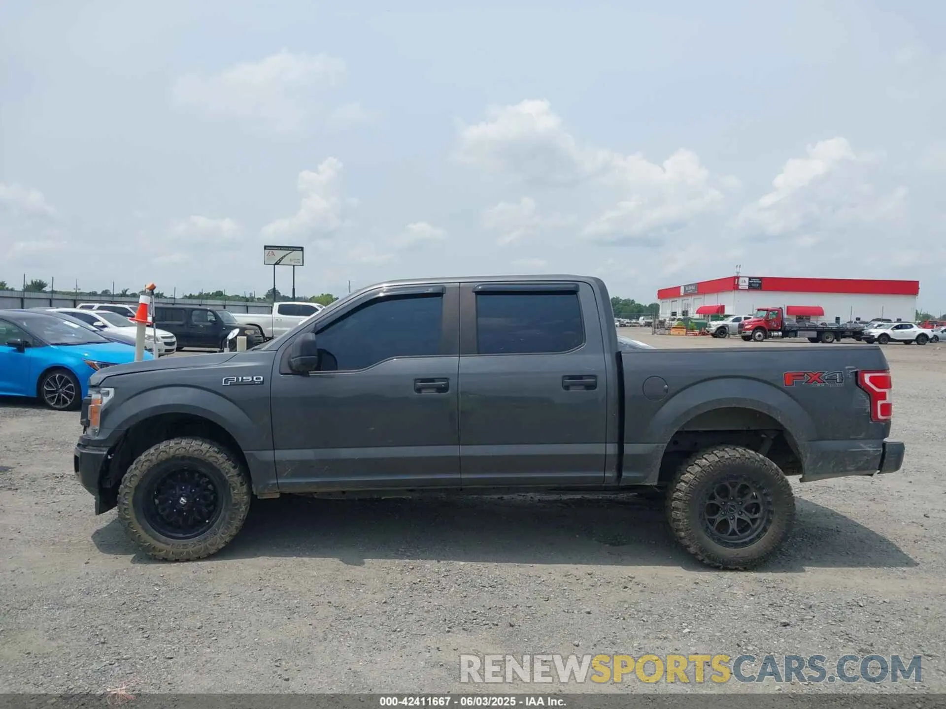 14 Photograph of a damaged car 1FTEW1E50LKE69077 FORD F-150 2020
