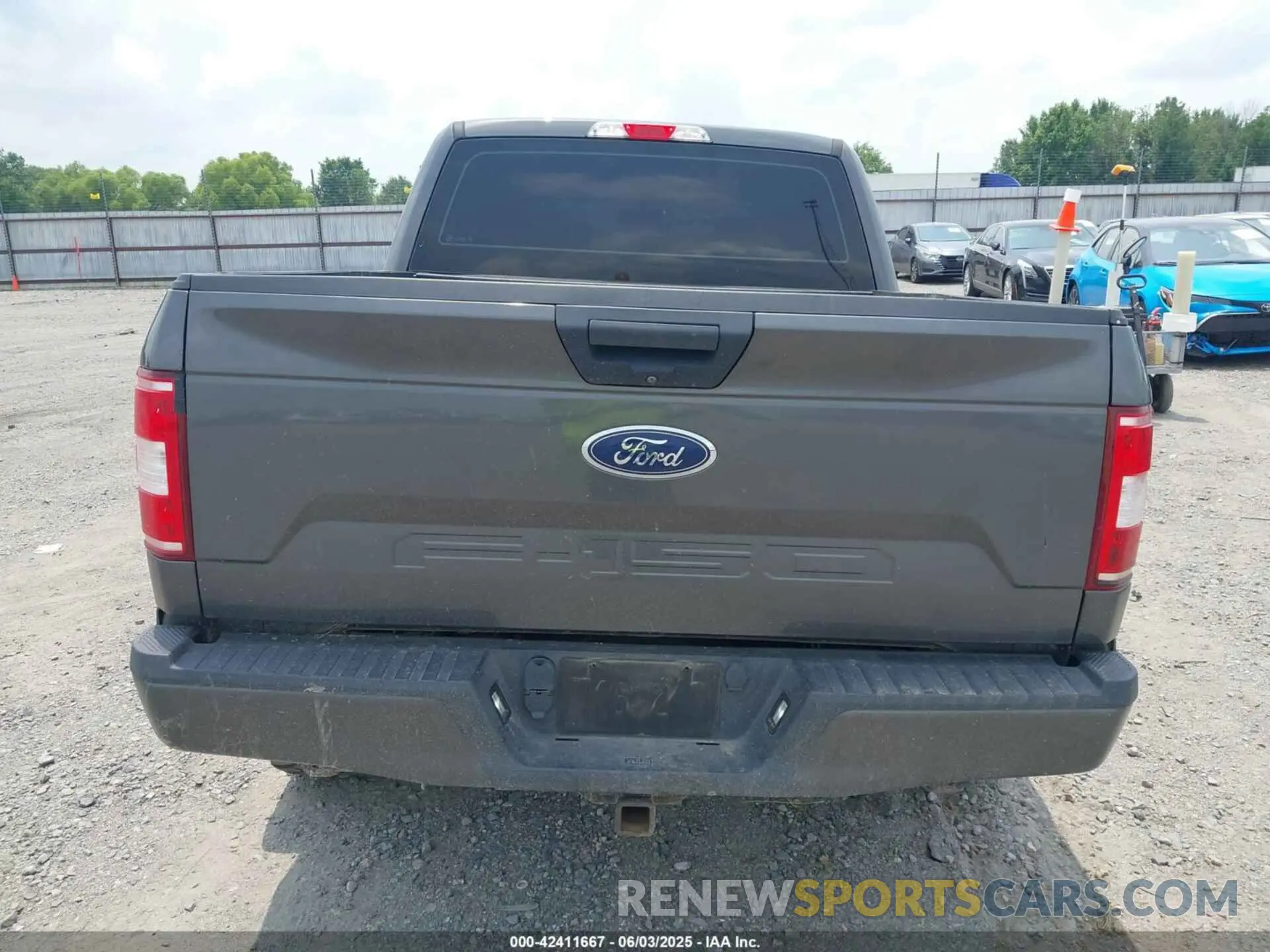 16 Photograph of a damaged car 1FTEW1E50LKE69077 FORD F-150 2020
